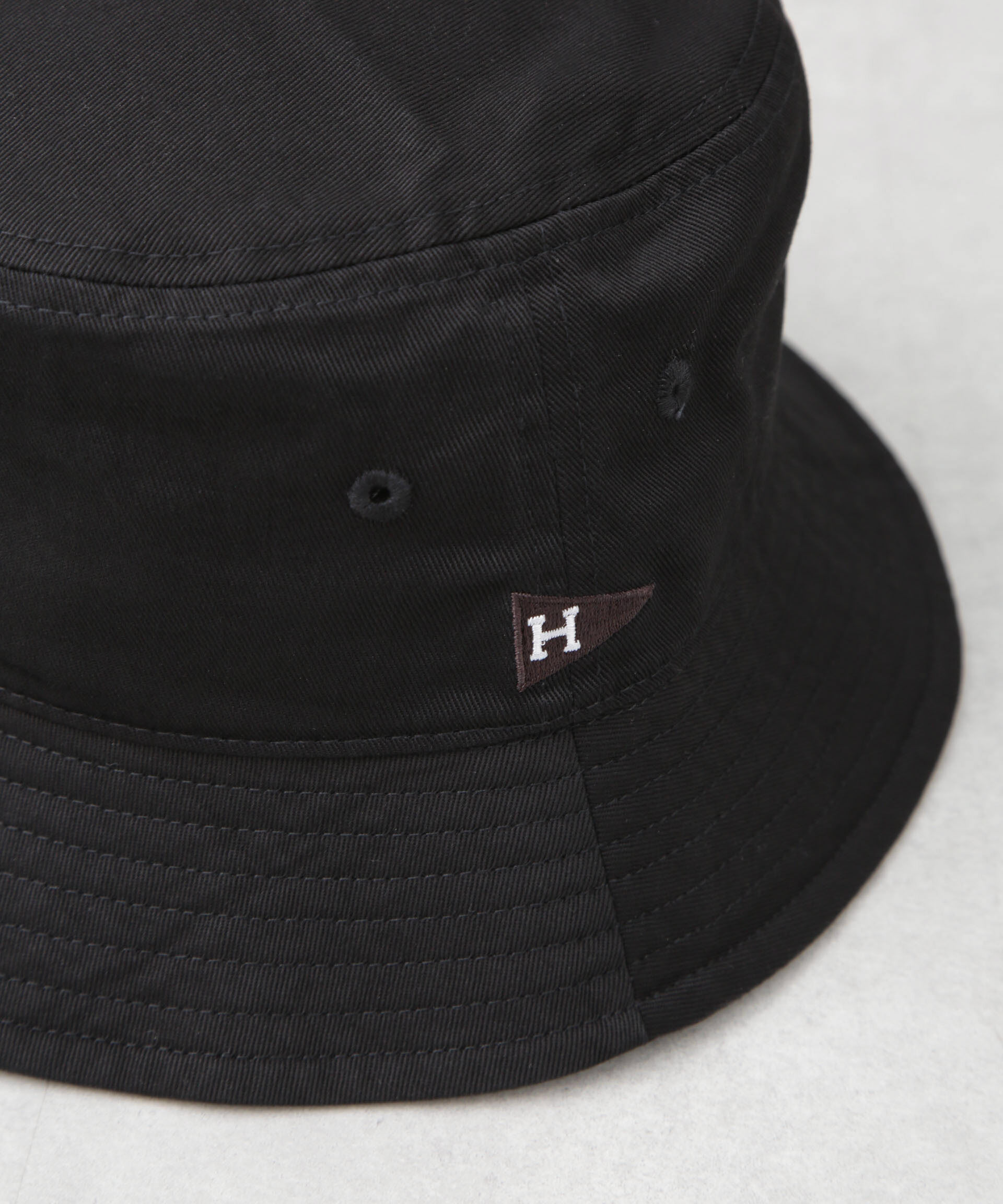 nano･universe「Healthknit/別注 ツイルペナント刺繍ハット」|キャップ・キャスケット|