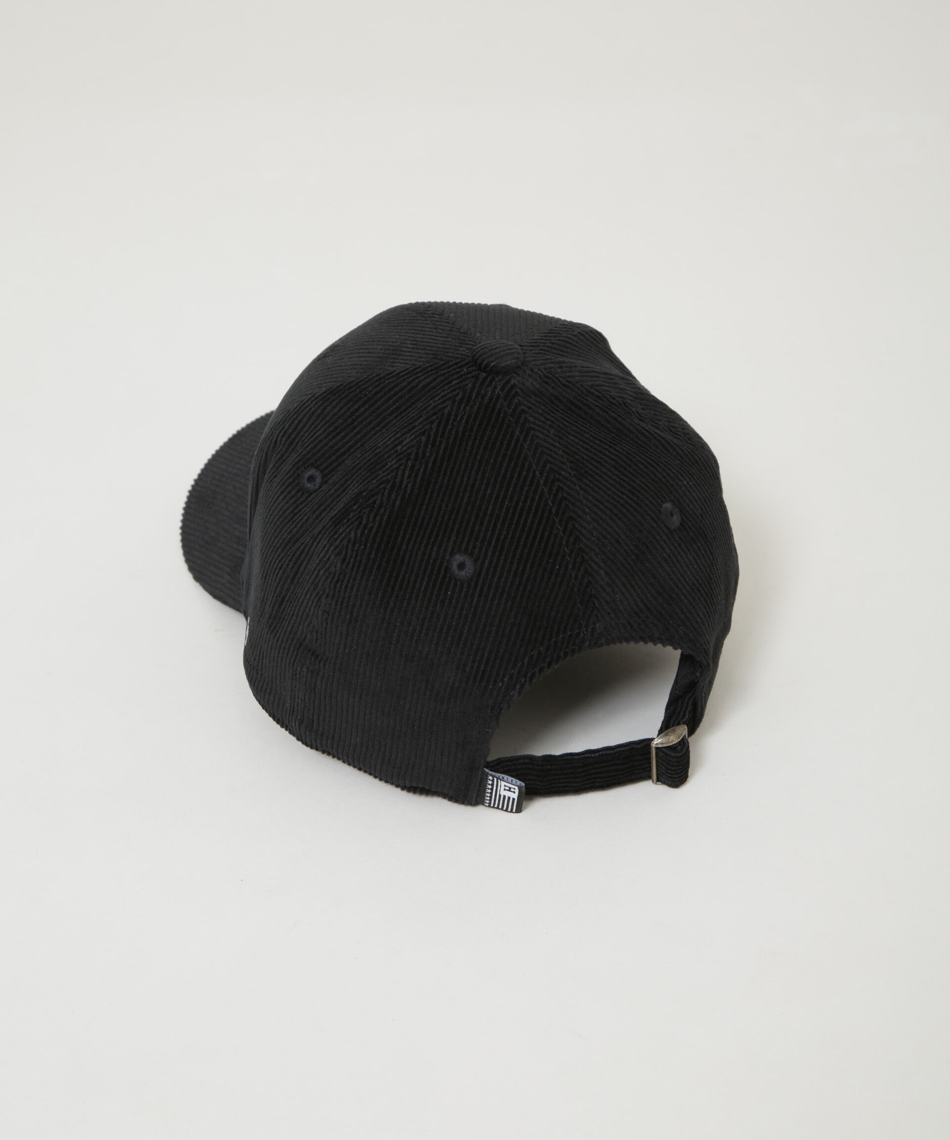 nano･universe「Healthknit/別注 コーデュロイペナント刺繍キャップ」|キャップ・キャスケット|