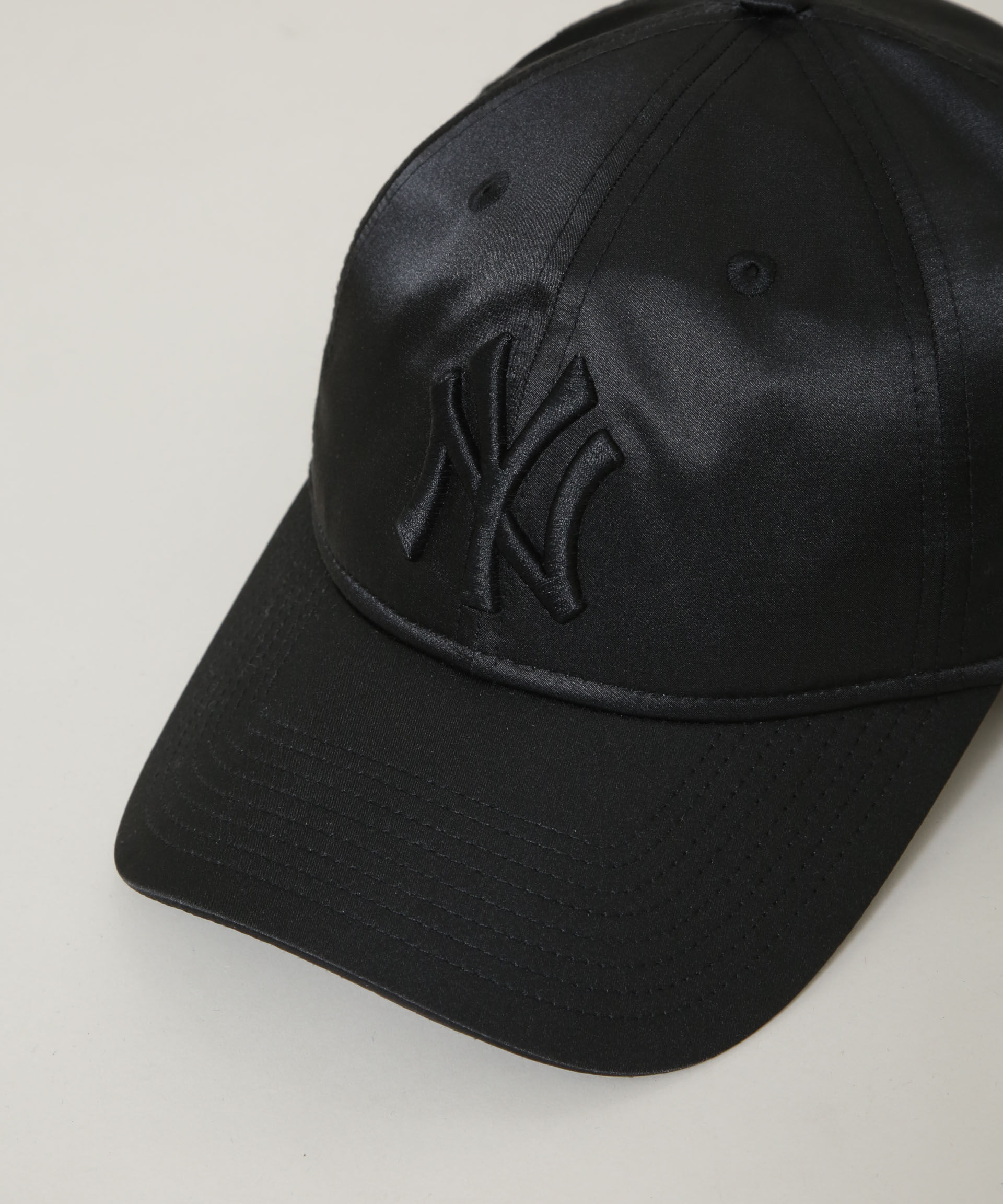 nano･universe「NEW ERA(R)/別注 940 NY / MLB SATIN CAP」|キャップ・キャスケット|