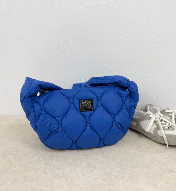 fredy emue「【TAION/タイオン】MILITARYバナナショルダーバッグ M」|ショルダー・メッセンジャー|ブルー