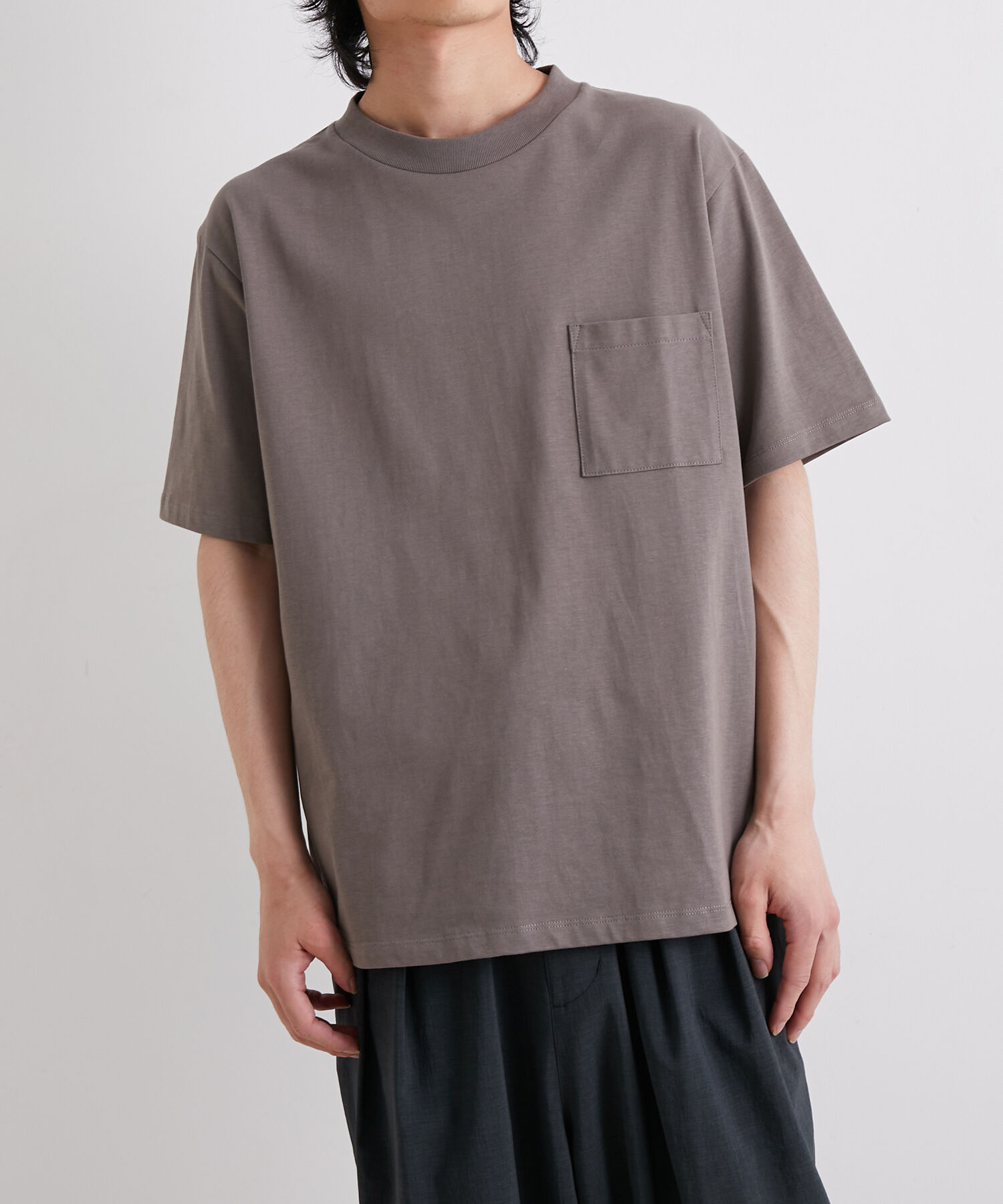 ADAM ET ROPE'「〈汗染み防止〉スエット ガード ベーシック ポケット Tシャツ」|Tシャツ・カットソー|