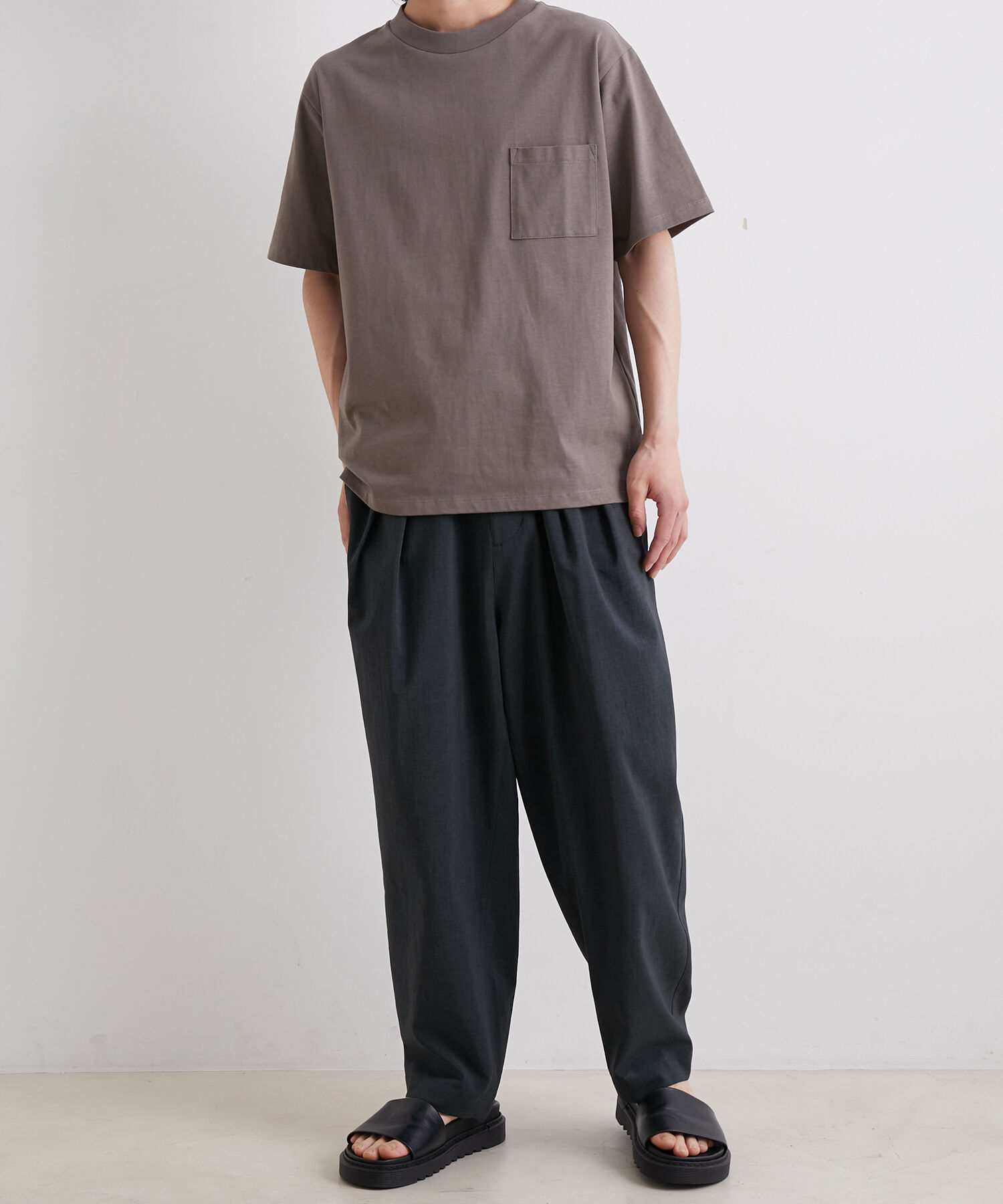 ADAM ET ROPE'「〈汗染み防止〉スエット ガード ベーシック ポケット Tシャツ」|Tシャツ・カットソー|