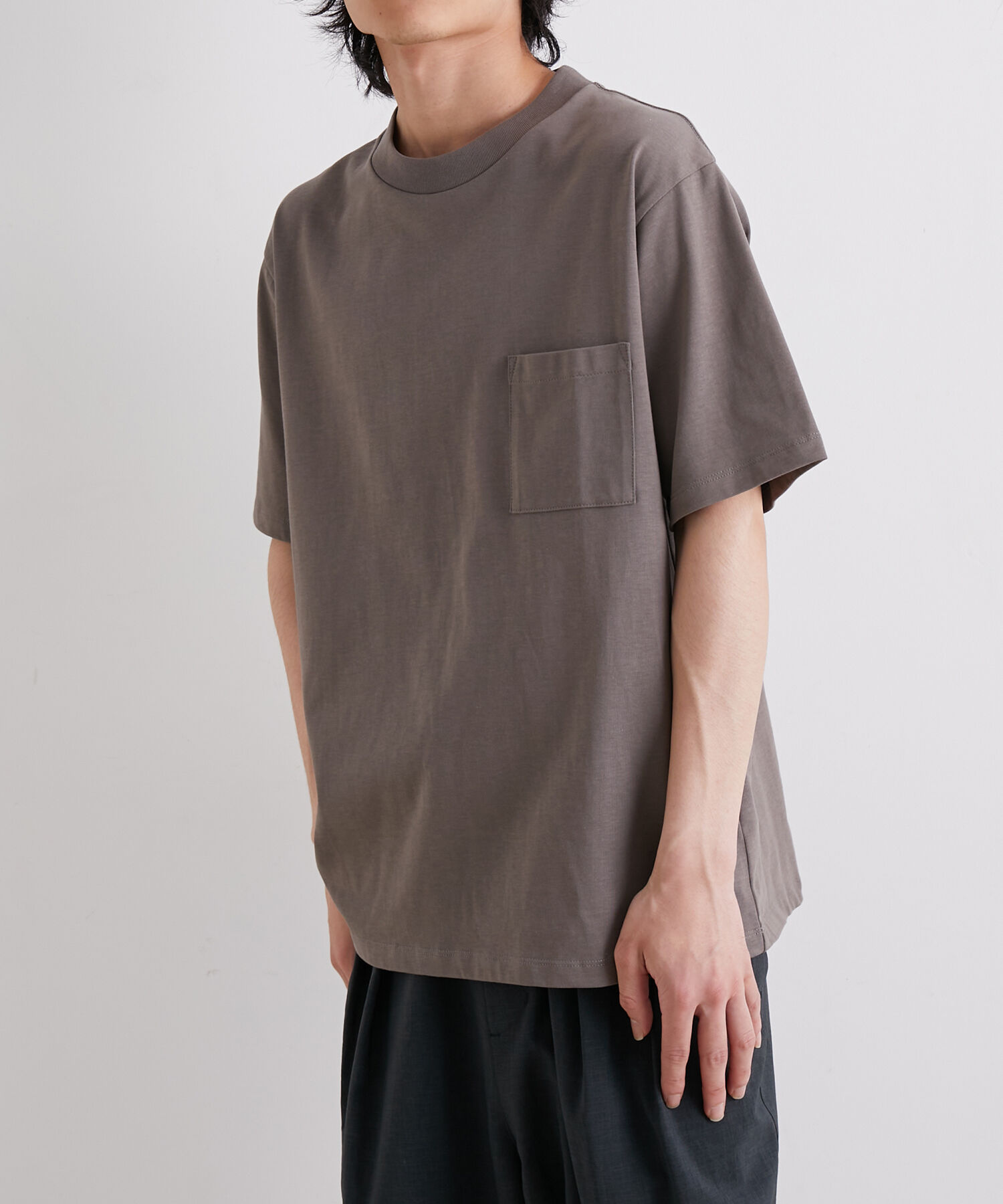 ADAM ET ROPE'「〈汗染み防止〉スエット ガード ベーシック ポケット Tシャツ」|Tシャツ・カットソー|