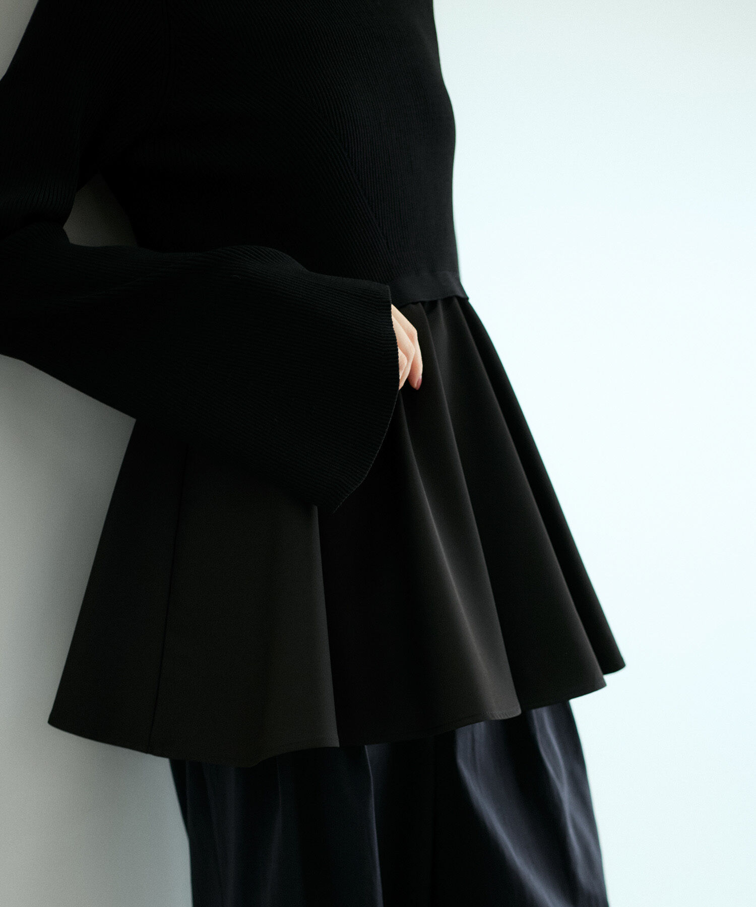 ADAM ET ROPE'「【サステナブル】・【オケージョン】・【洗える】ペプラムコンビニットプルオーバー」|ニット・セーター|