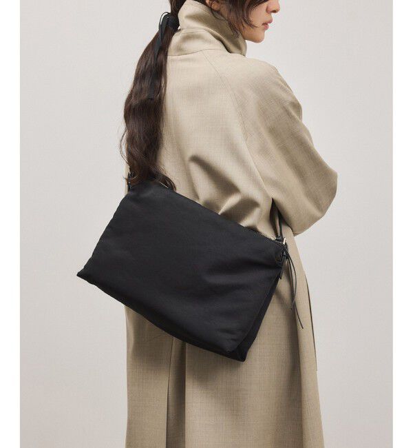ADAM ET ROPE'「ダブルポケットパテッドショルダー」|ショルダー・メッセンジャー|ブラック(01)