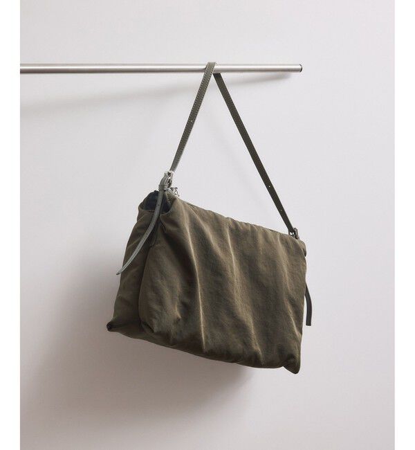 ADAM ET ROPE'「ダブルポケットパテッドショルダー」|ショルダー・メッセンジャー|