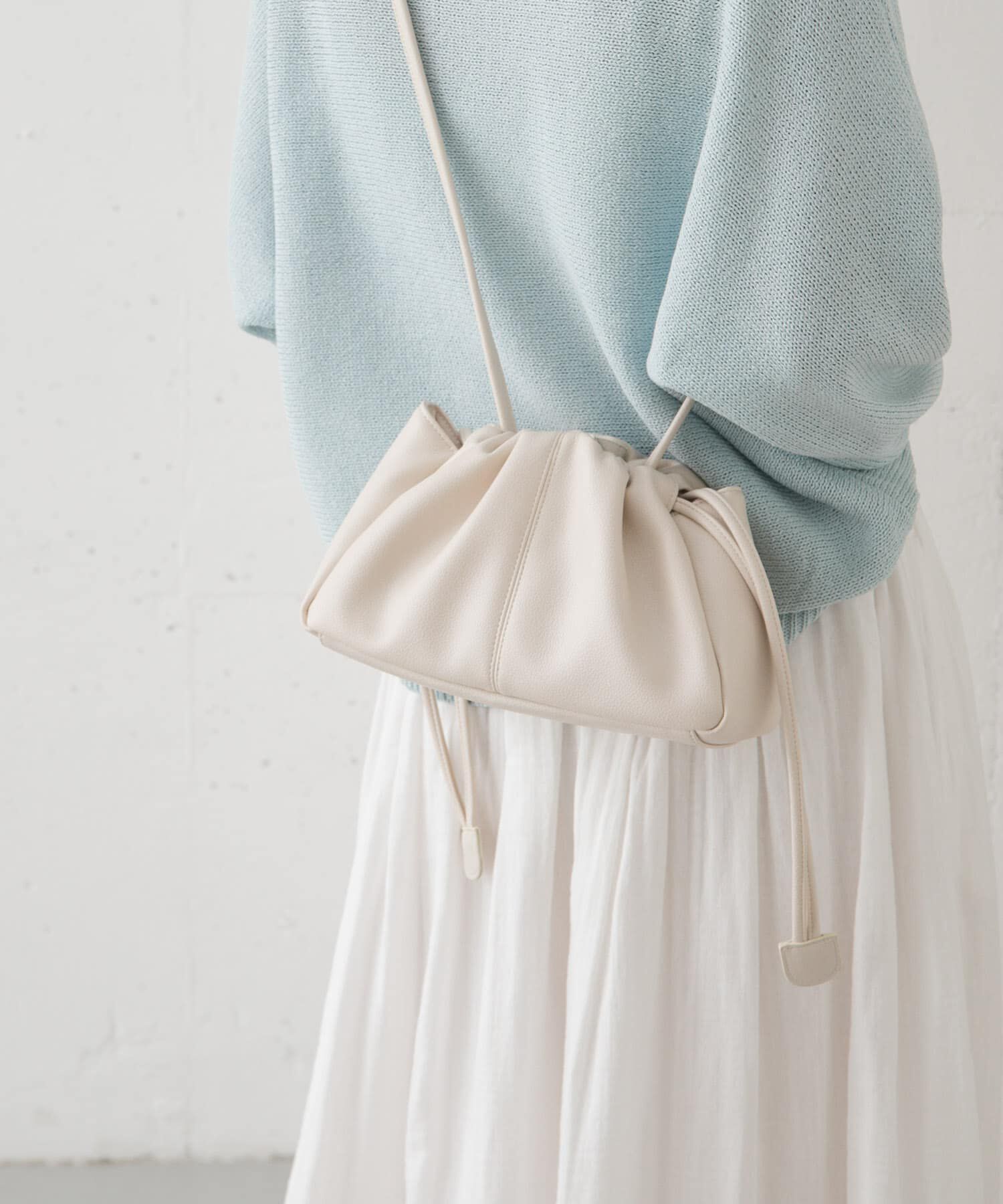 URBAN RESEARCH DOORS「2WAY巾着ショルダーバッグ」|ショルダー・メッセンジャー|