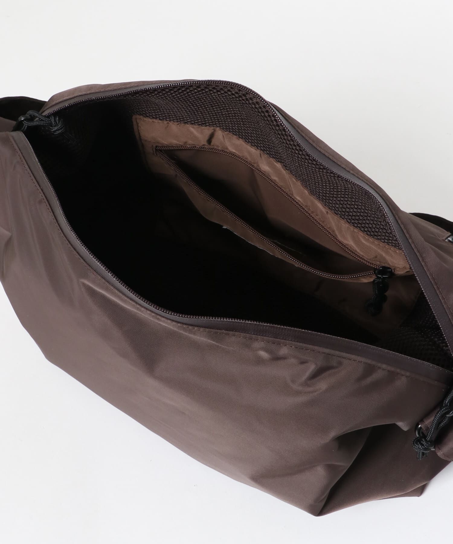 URBAN RESEARCH DOORS「『別注』YAKPAK&times;DOORS　SHOULDER BAG M」|ショルダー・メッセンジャー|