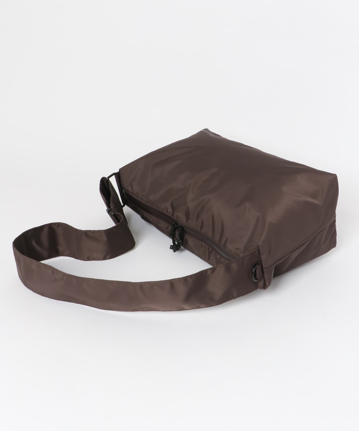 URBAN RESEARCH DOORS「『別注』YAKPAK&times;DOORS　SHOULDER BAG M」|ショルダー・メッセンジャー|