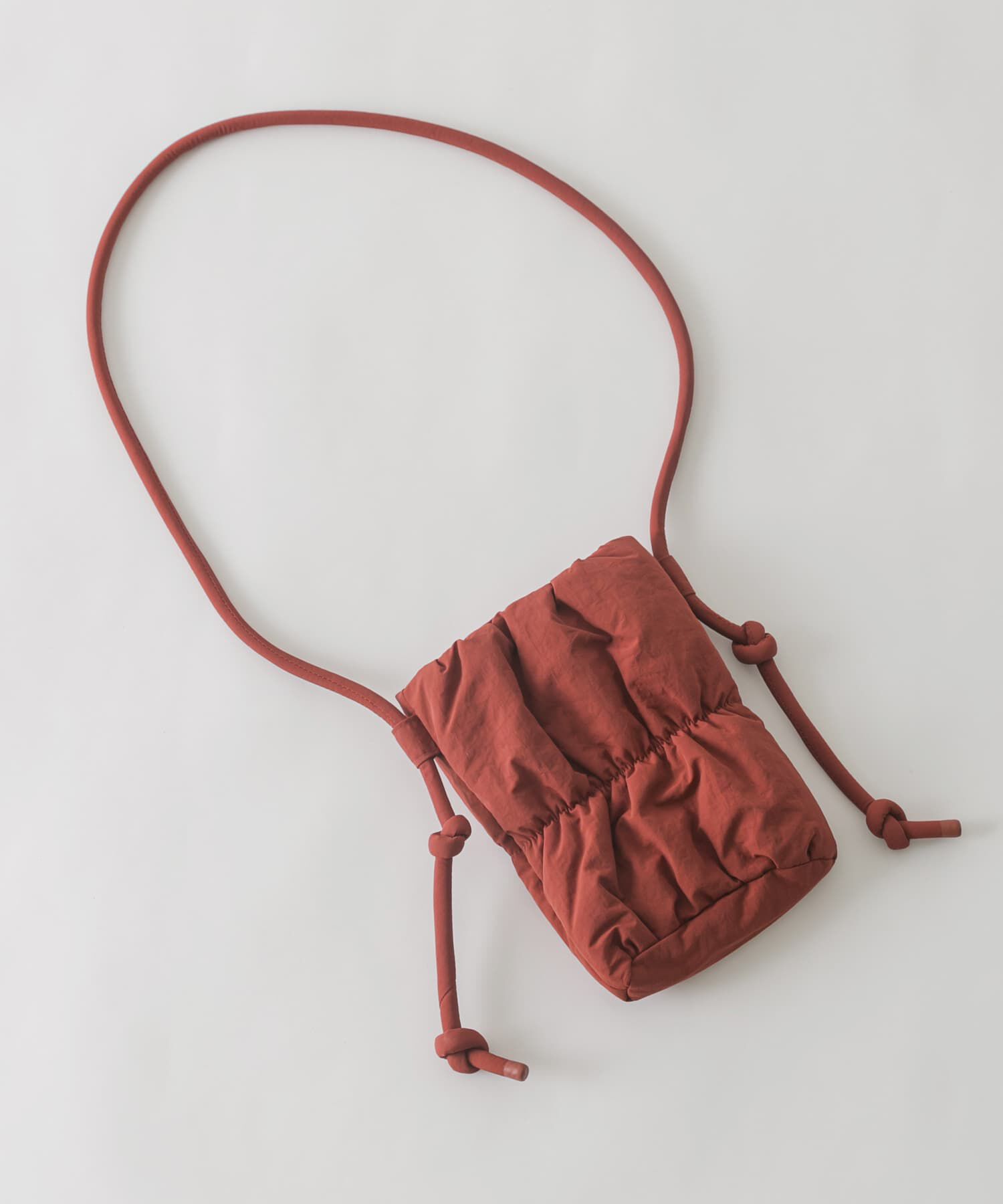 SMELLY「パフィーミニショルダー」|ショルダー・メッセンジャー|レッド