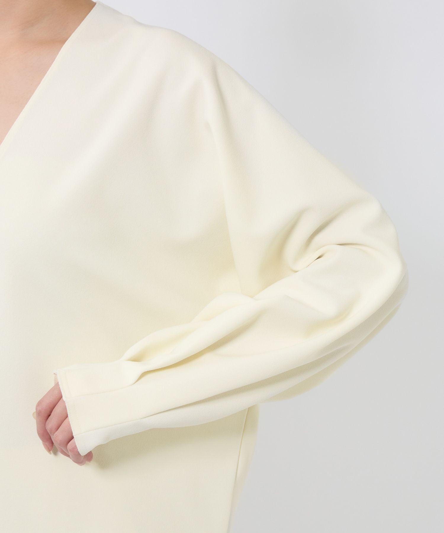 BABYLONE「【多機能素材】ジョーゼットVネックプルオーバー」|シャツ・ブラウス|