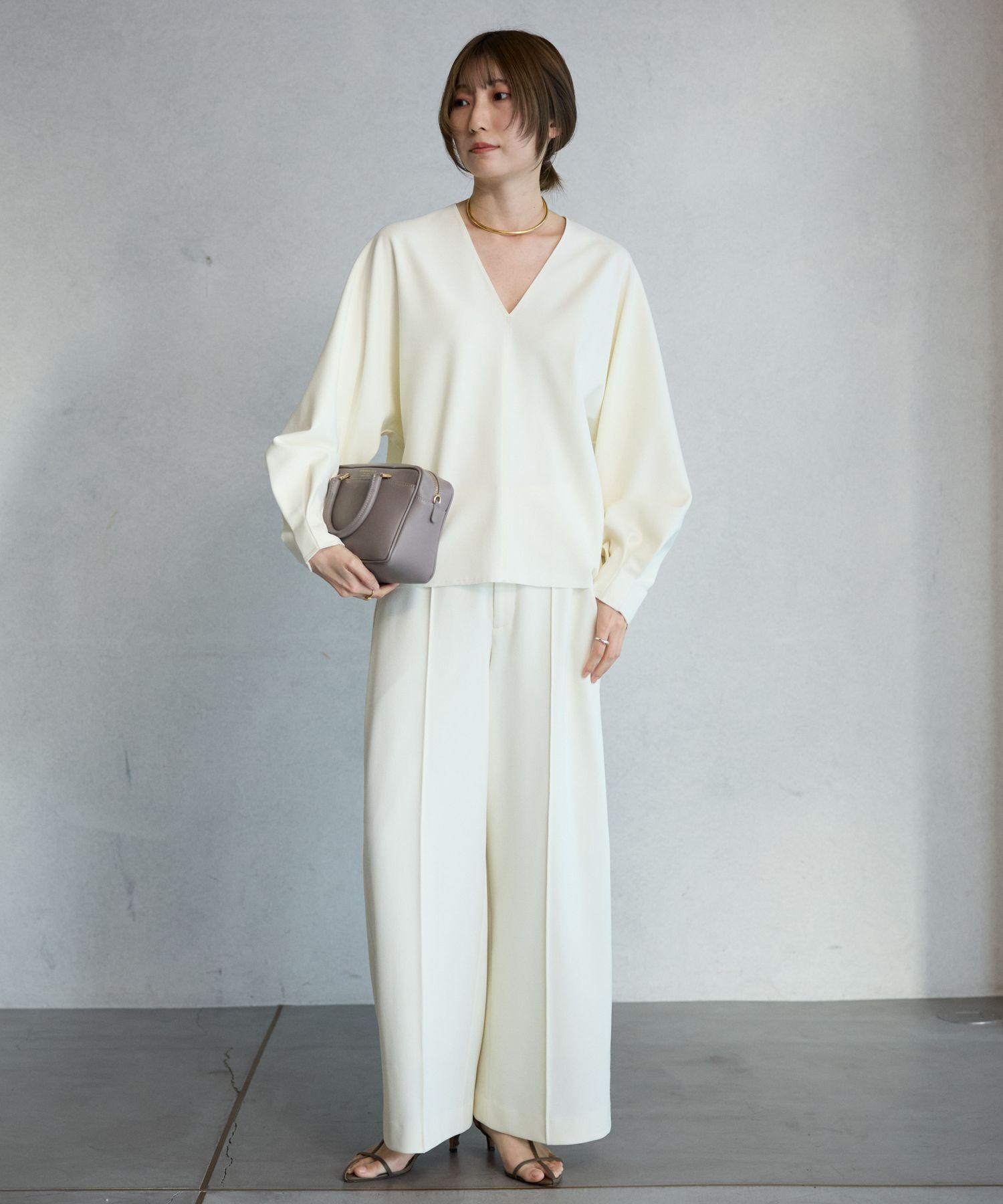 BABYLONE「【多機能素材】ジョーゼットVネックプルオーバー」|シャツ・ブラウス|