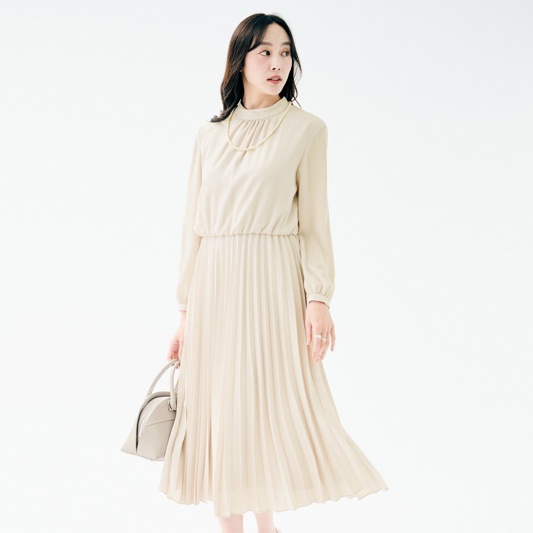 UNTITLED「【セレモニー/フォーマル/洗える】ボウタイ プリーツワンピース」|ワンピース|