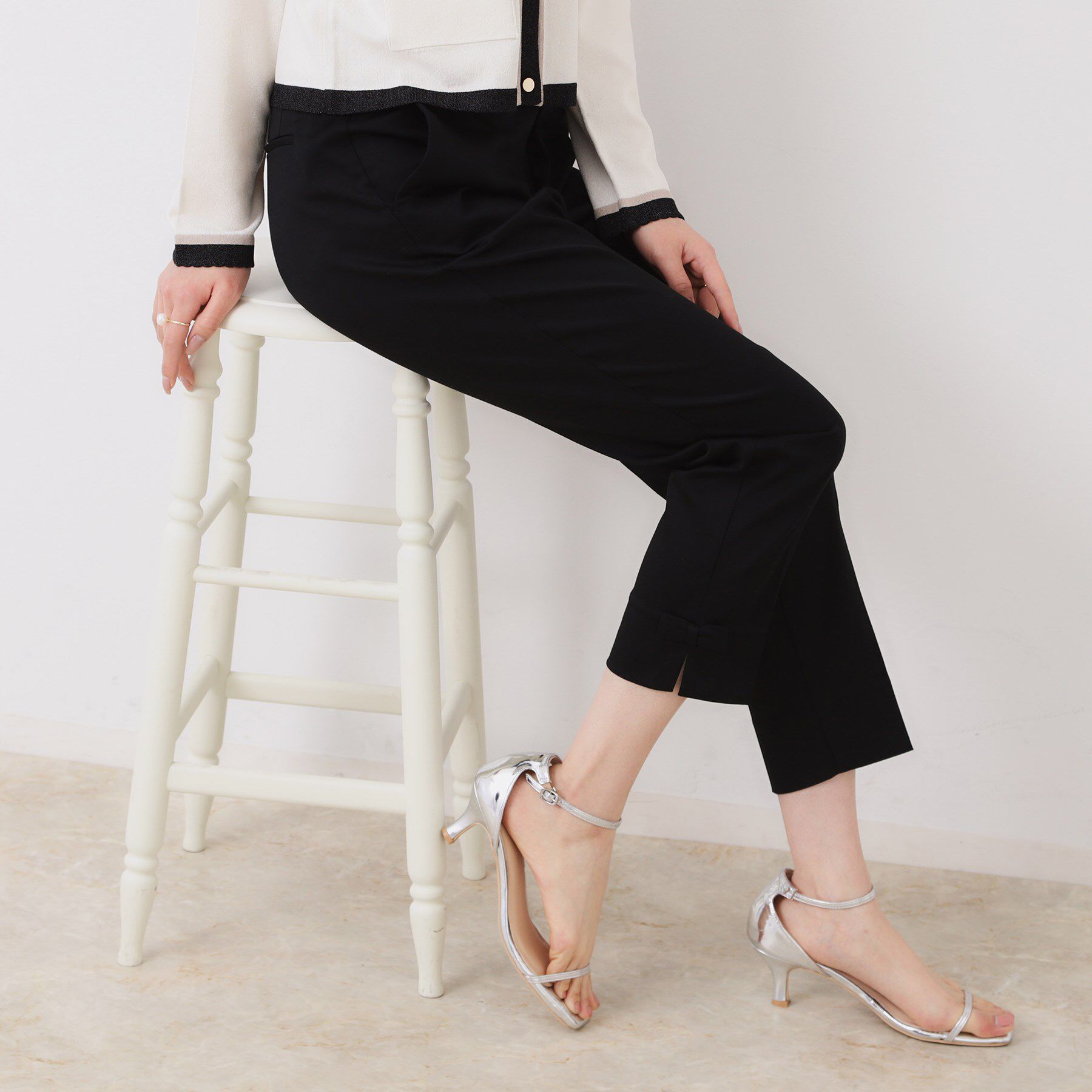 Couture broach「【スッキリ見え・美脚・通勤】リボンポイントサテストパンツ」|その他|