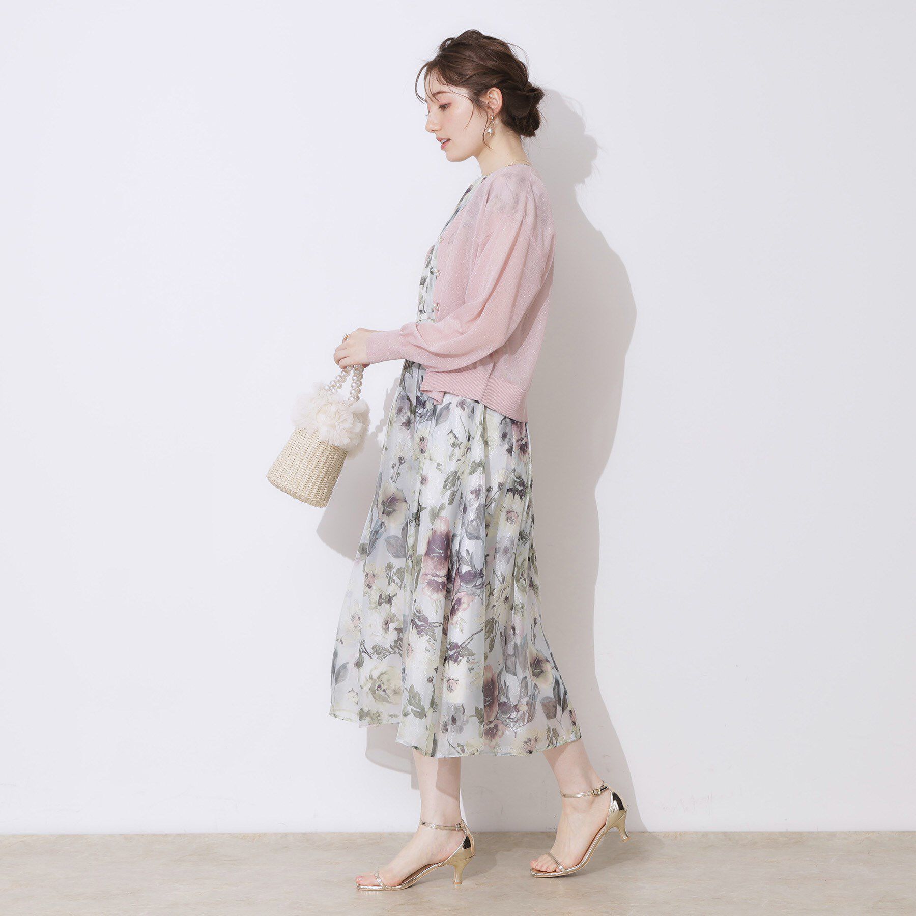 Couture broach「【上品な透け感・通勤】ダブルパール調釦シアーカーディガン」|カーディガン|