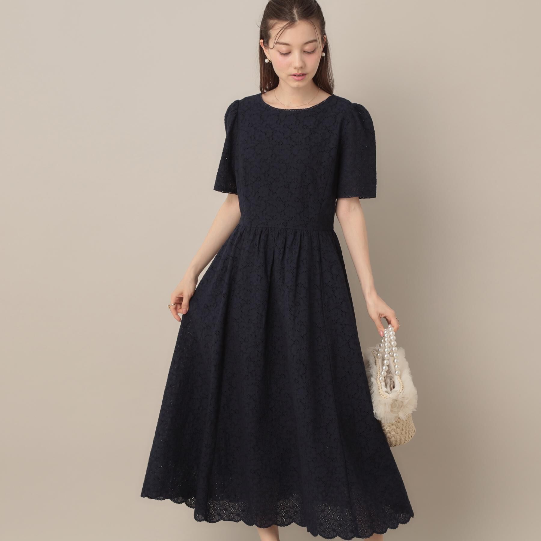 Couture broach「【一枚で着映える・華やか・花柄刺繍】カットワークレースワンピ」|ワンピース|