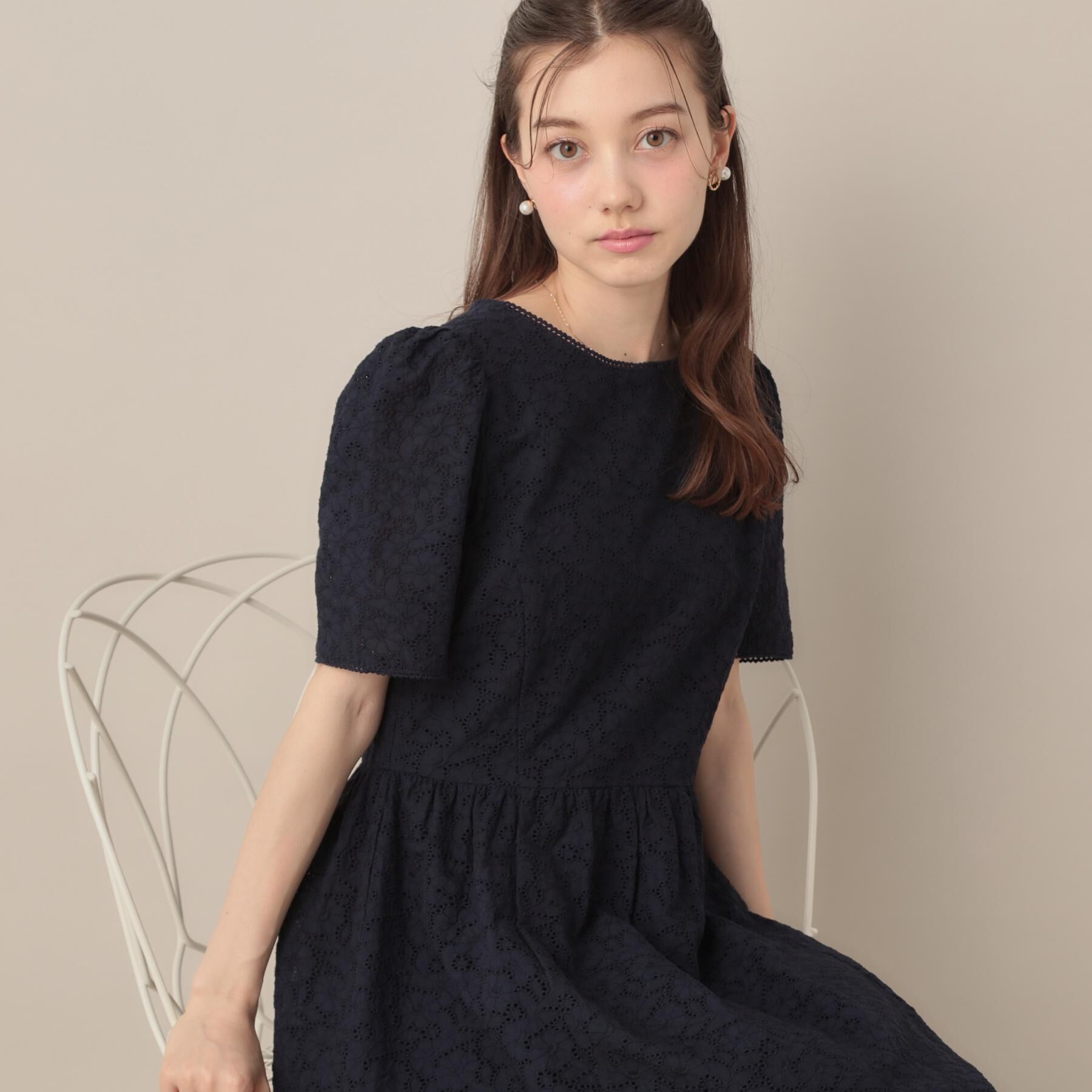 Couture broach「【一枚で着映える・華やか・花柄刺繍】カットワークレースワンピ」|ワンピース|