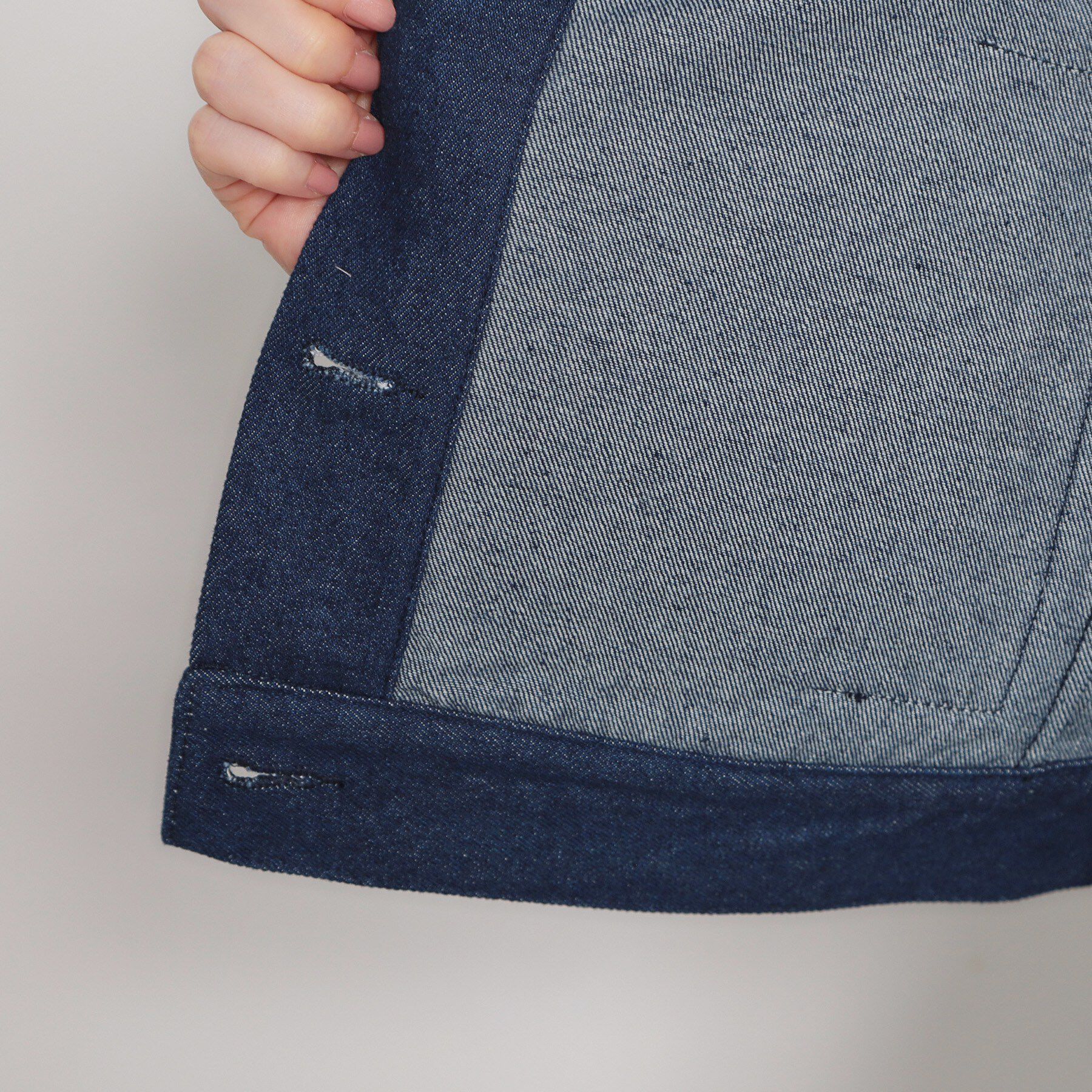 Couture broach「【洗える・綿100％】パール調ボタン デニムジャケット」|デニムジャケット|