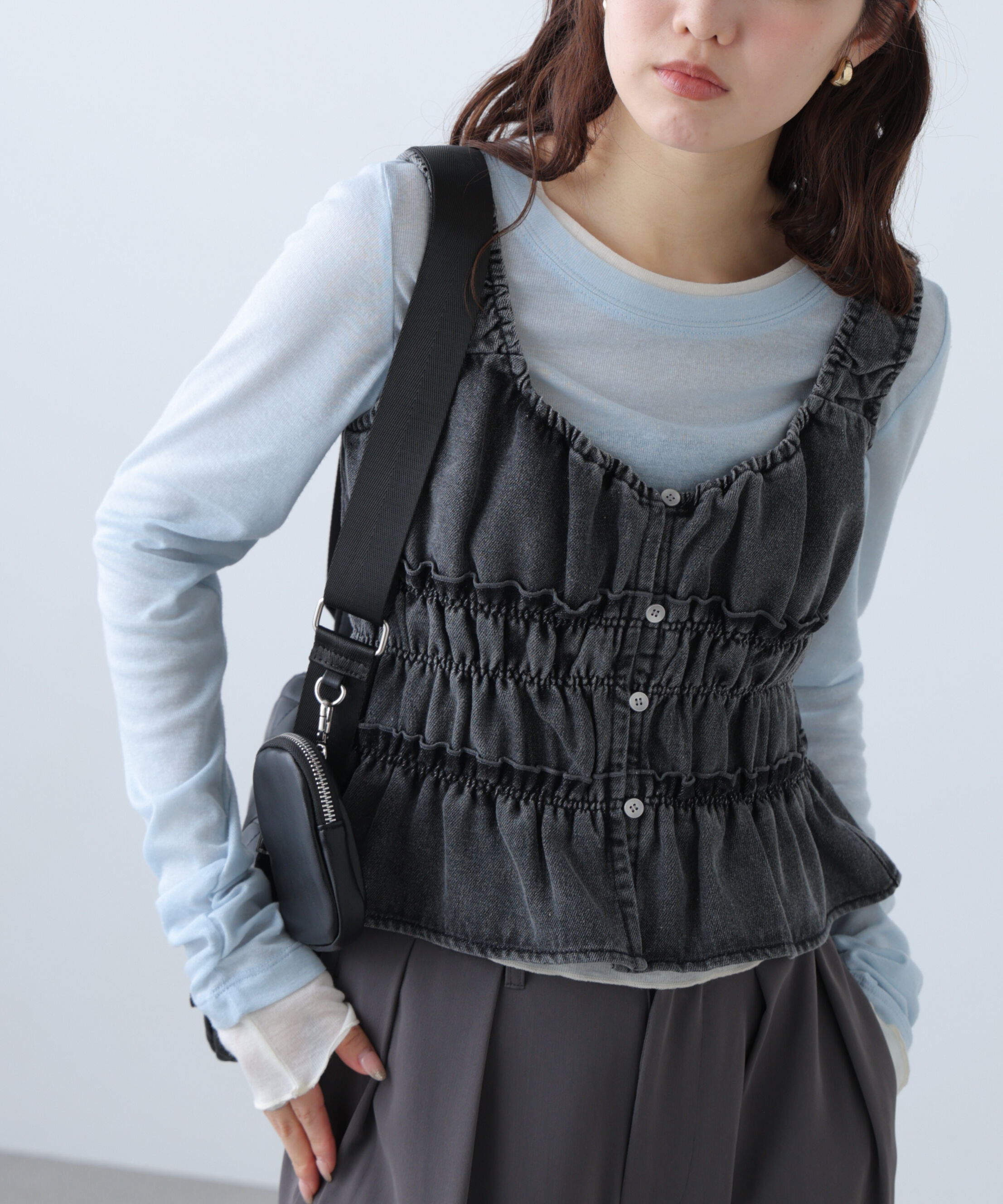  「シャーリングデニムビスチェ」|シャツ・ブラウス|