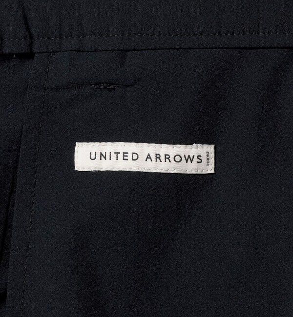 UNITED ARROWS「ウェザーコンフォート タフタ 1プリーツ キャロットパンツ 撥水 ストレッチ」|スラックス|