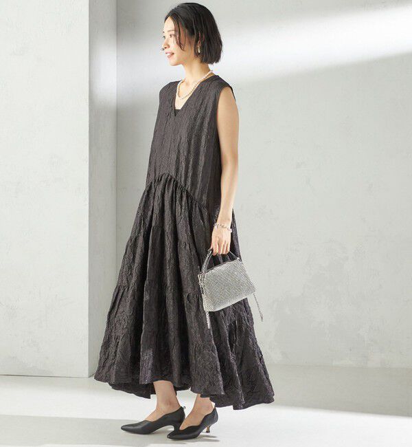 SHIPS for women「TORRAZZO DONNA:〈手洗い可能〉ティアード ノースリーブ ワンピース」|ワンピース|ブラック