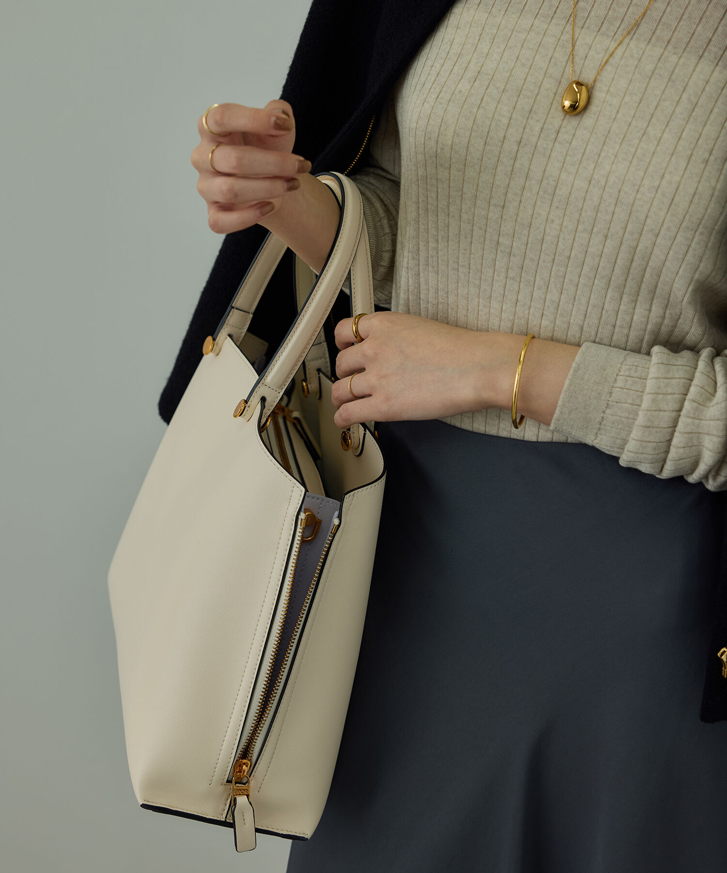 ROPE「【E'POR】Y BAG Medium【軽量】【25AW】」|ショルダー・メッセンジャー|