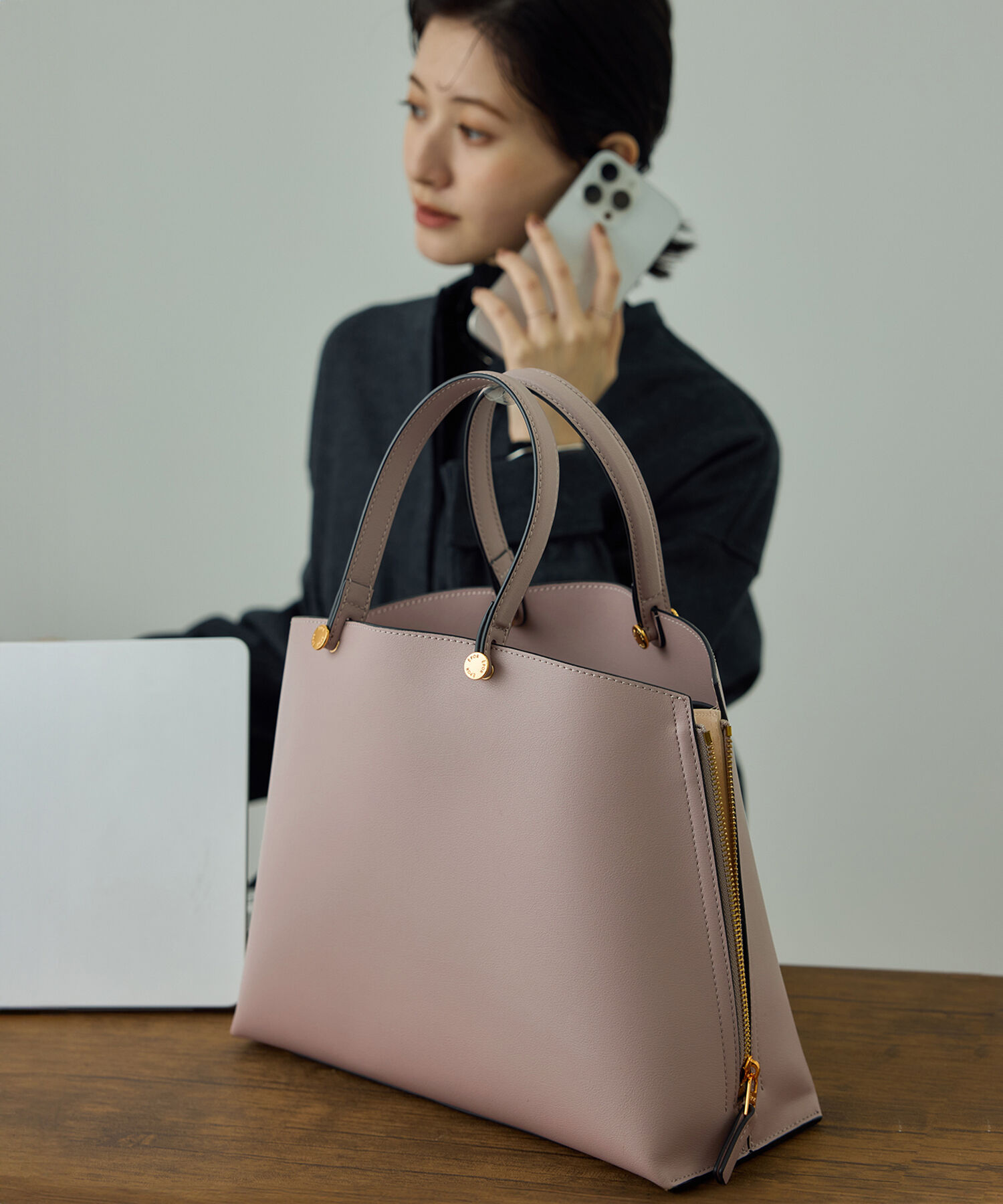 ROPE「【E'POR】Y BAG Medium【軽量】【25AW】」|ショルダー・メッセンジャー|