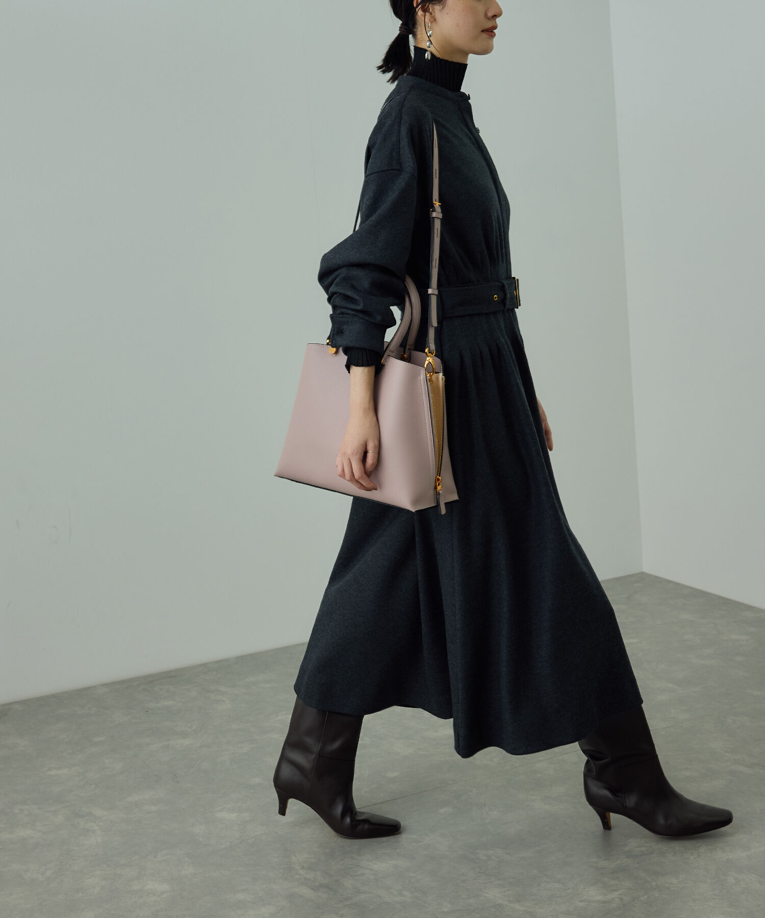 ROPE「【E'POR】Y BAG Medium【軽量】【25AW】」|ショルダー・メッセンジャー|