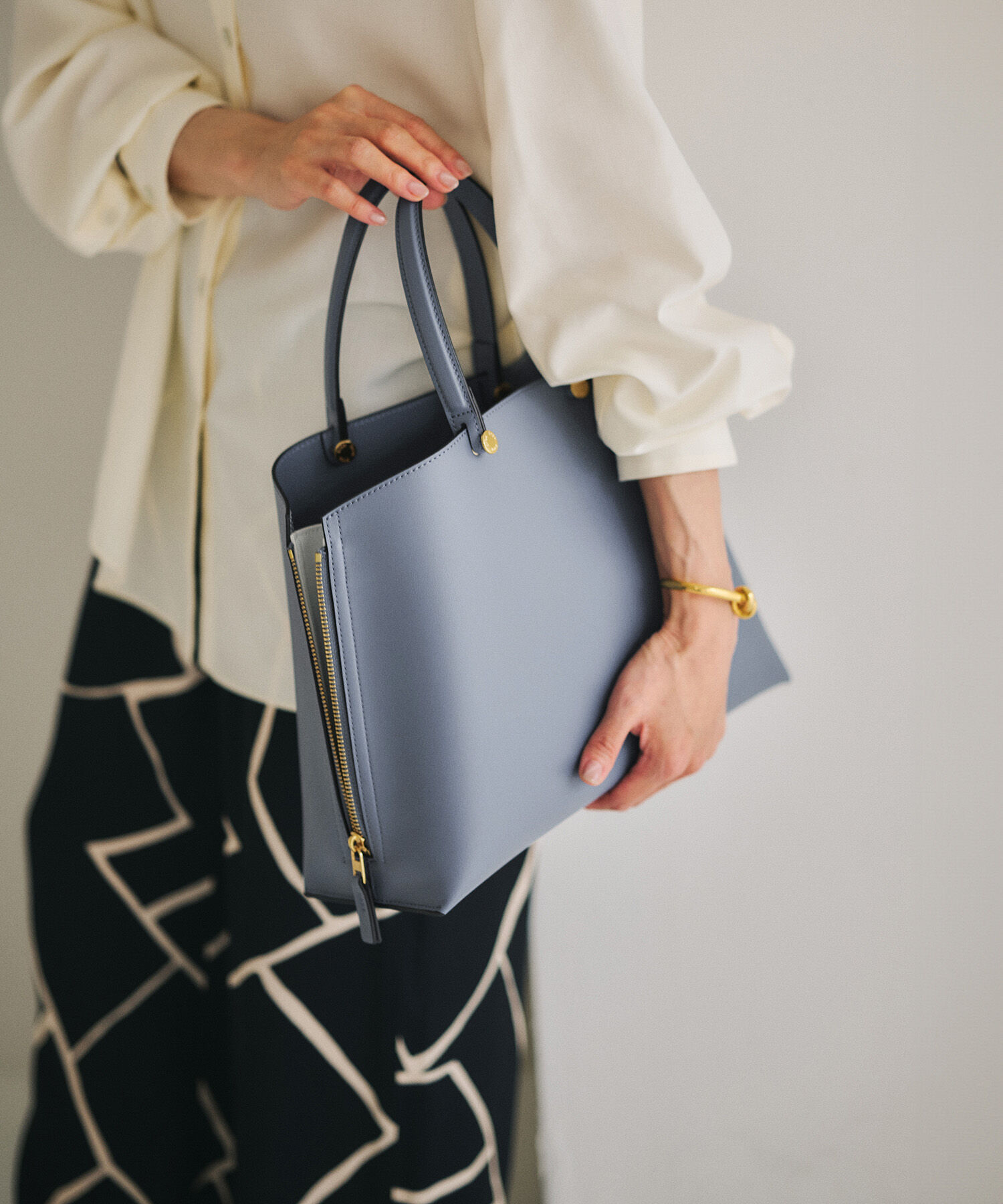 ROPE「【E'POR】Y BAG Medium【軽量】【25AW】」|ショルダー・メッセンジャー|