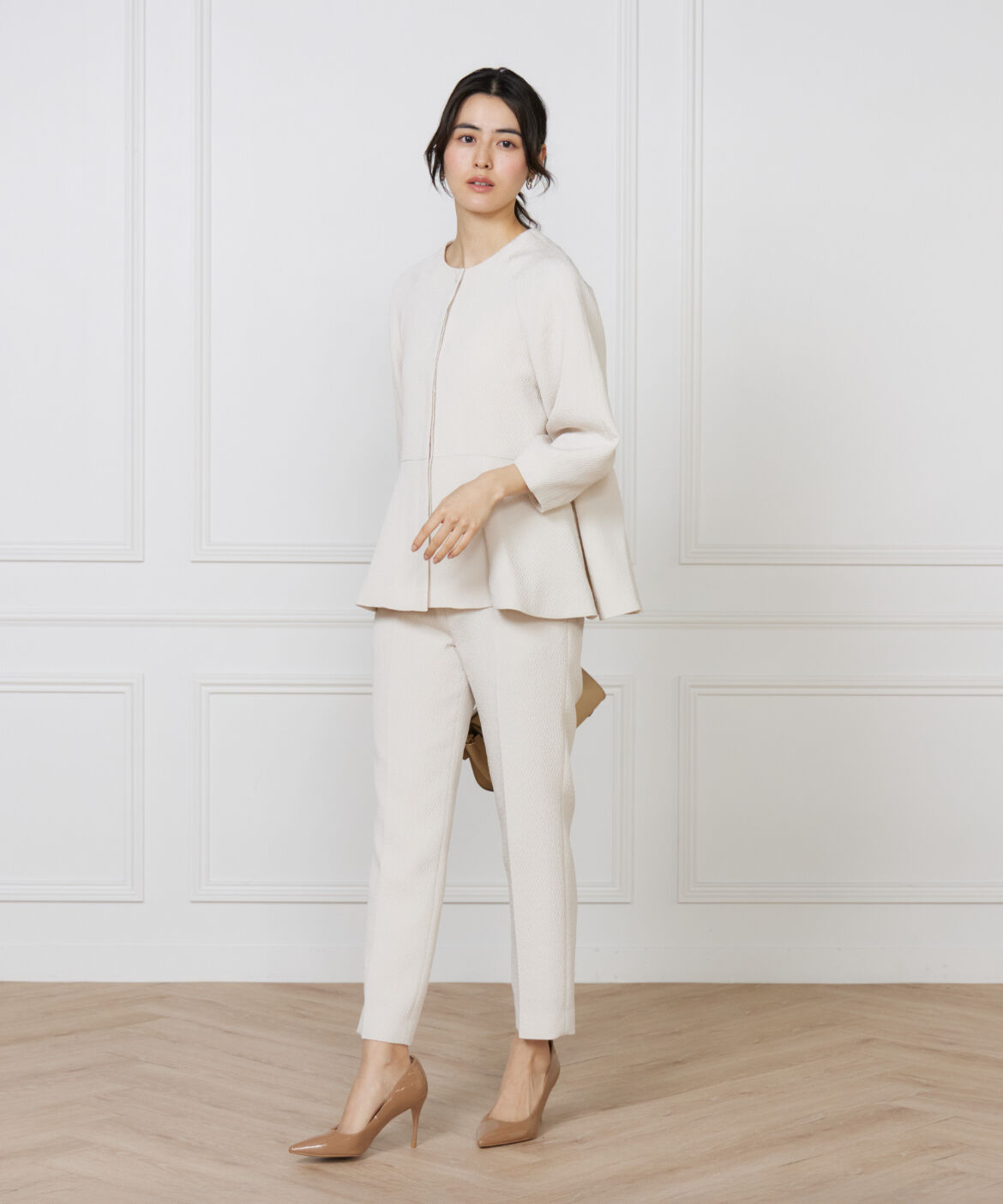 7-IDconcept.「《大きいサイズ》切り替えタックブラウスジャケット」|ノーカラージャケット|