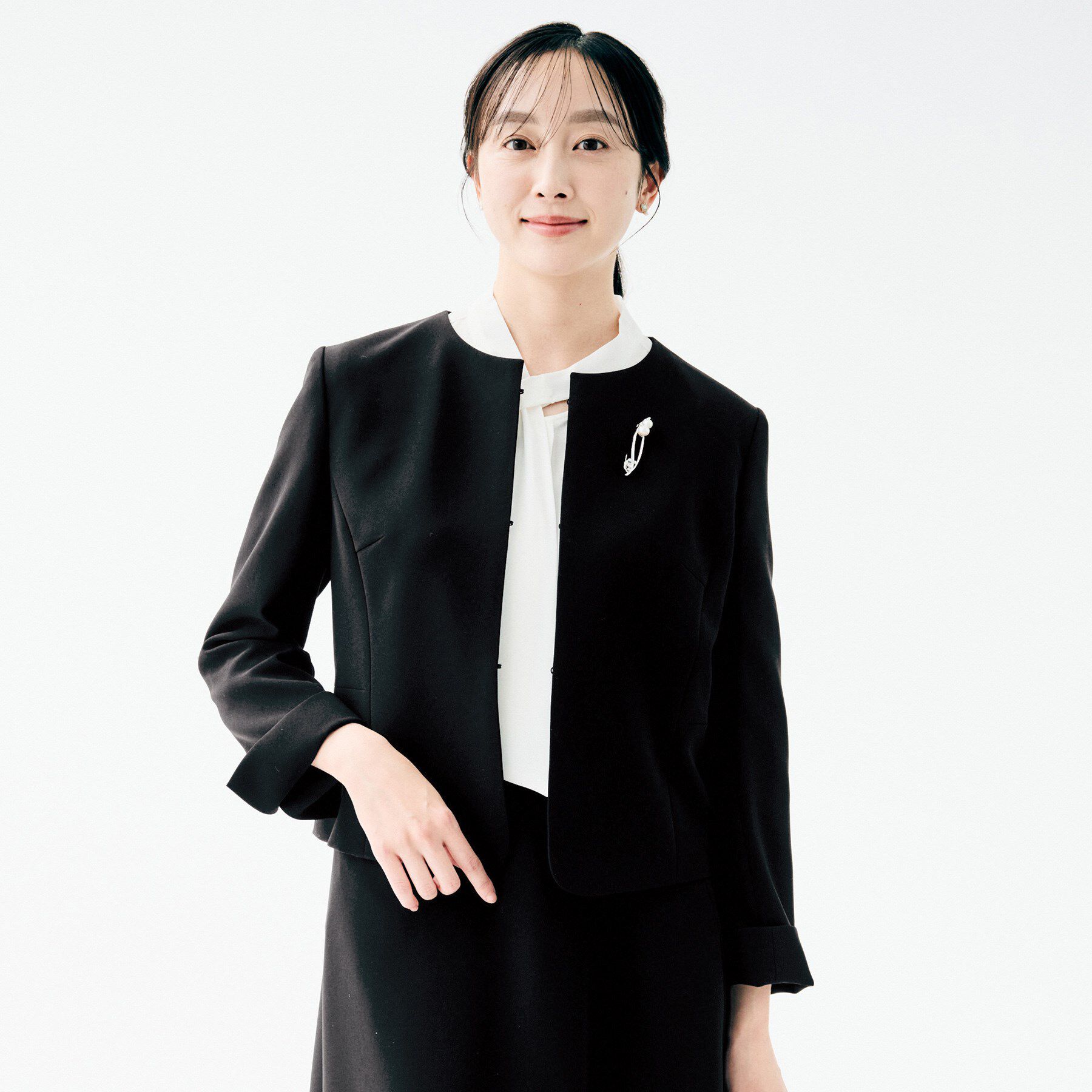 UNTITLED「【洗える/ストレッチ性/軽い】ノーカラージャケット」|ノーカラージャケット|