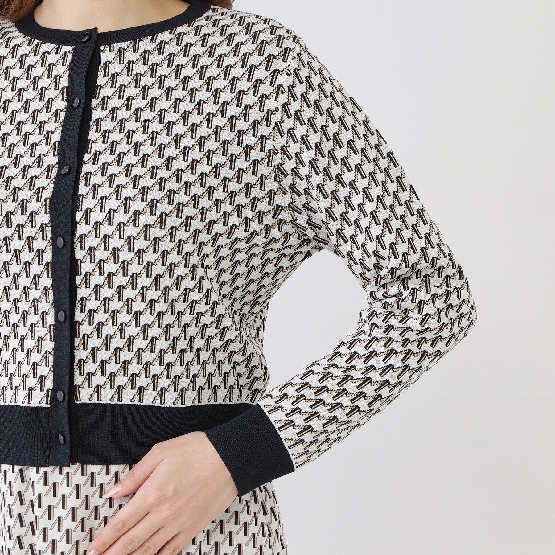COUP DE CHANCE「【手洗い可／幾何柄／無地あり】短め丈カーディガン」|カーディガン|