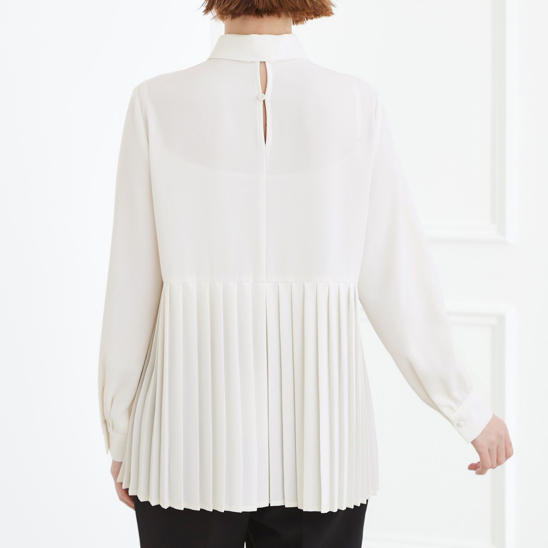 grove「【マシンウォッシュ/防シワ/UVカット】裾プリーツ取り外しボウタイブラウス」|シャツ・ブラウス|