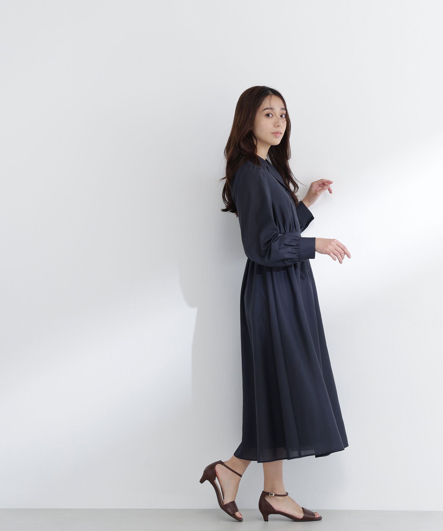  「フロントボタン開襟ワンピース」|ワンピース|