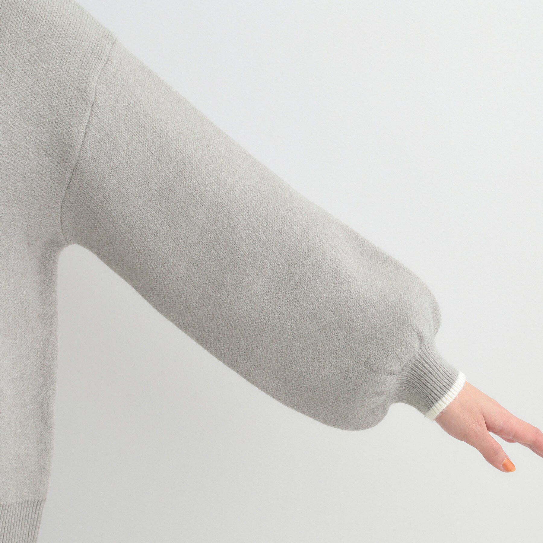 SHOO･LA･RUE「【洗濯機可/S-LL】裾スカラップが差がつく コード刺繍ロゴニット」|ニット・セーター|