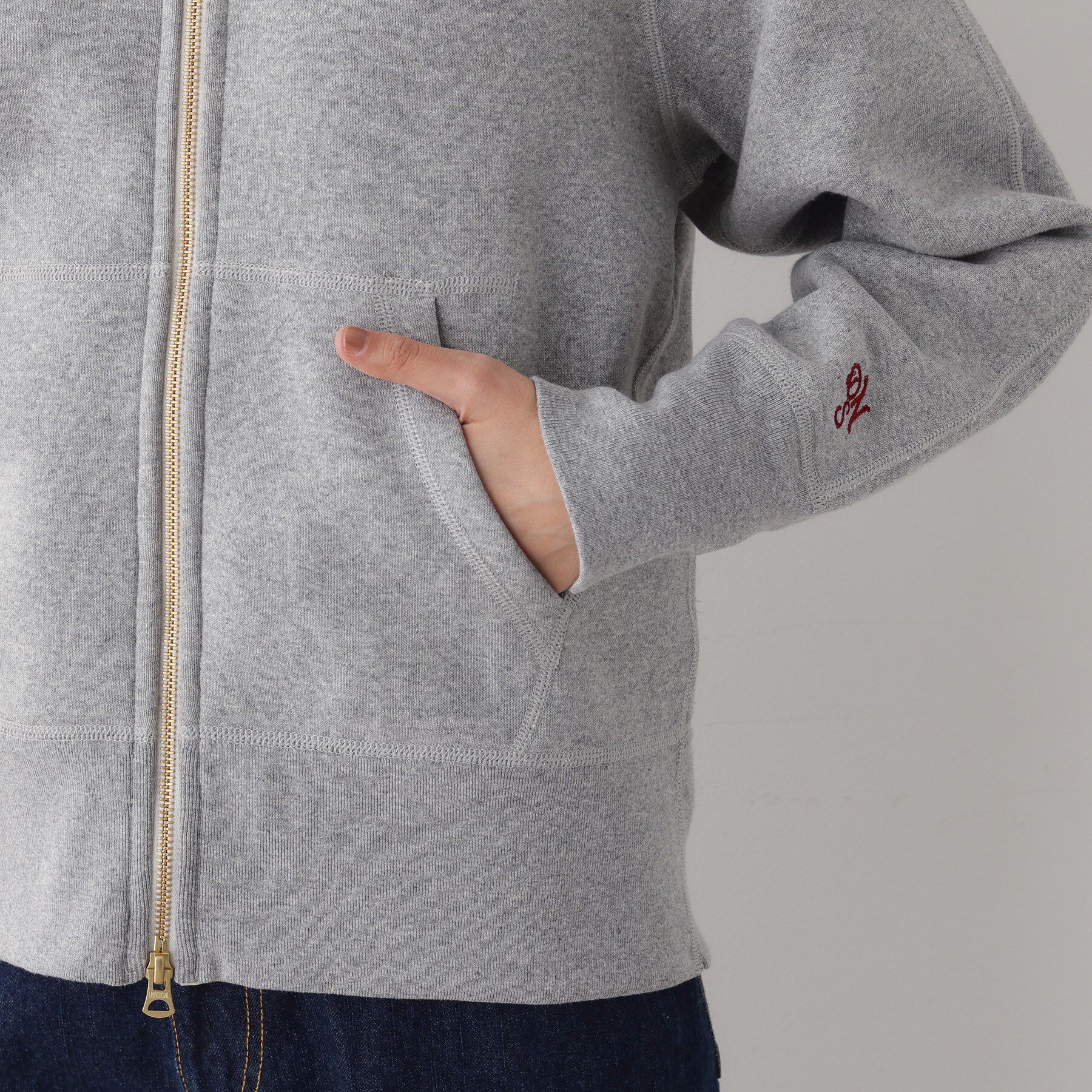 Dessin「【ユニセックス/洗える】吊り裏毛フーデッドスウェット」|パーカー|