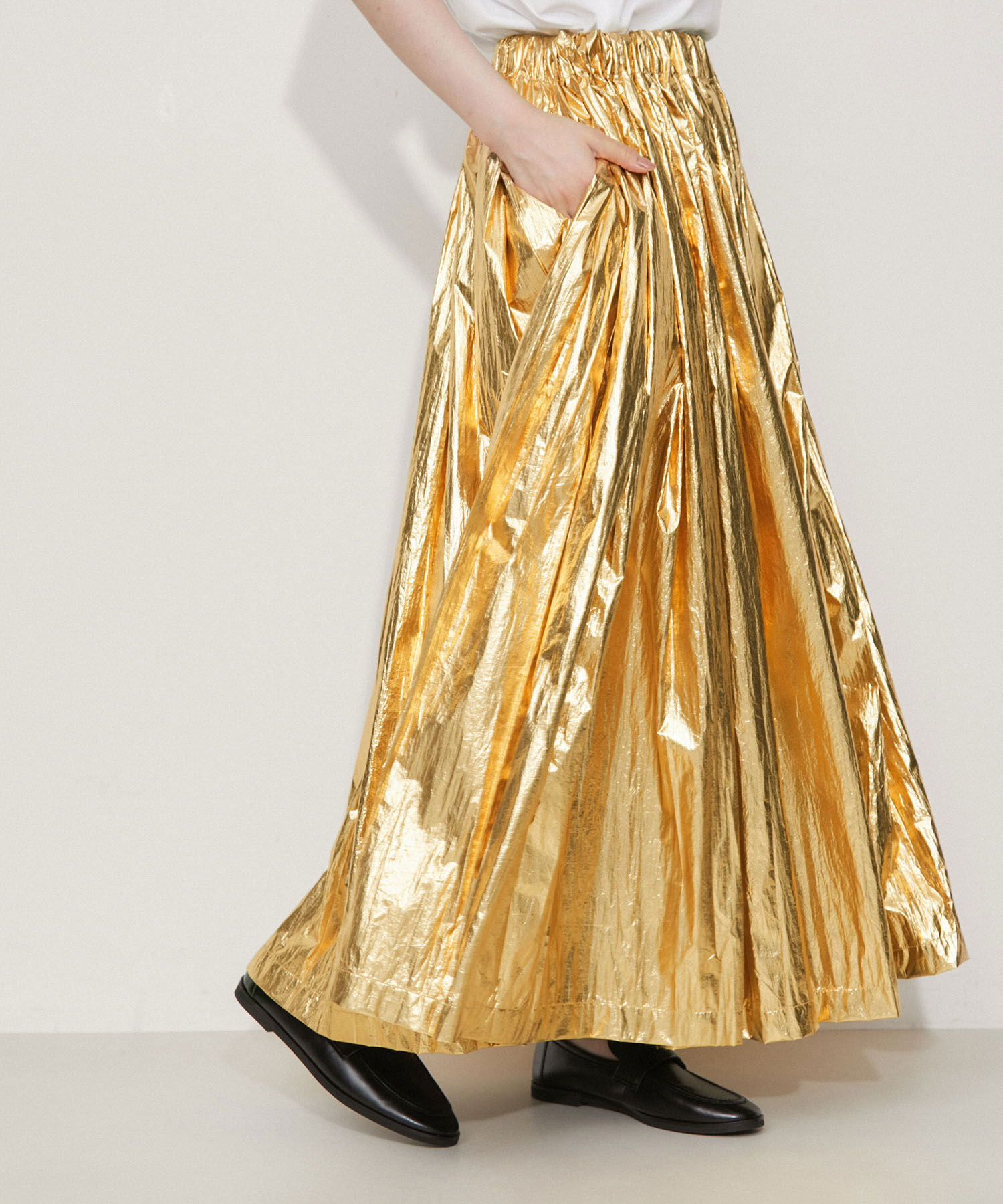 ADAM ET ROPE'「メタリックイージースカート」|スカート|ゴールド(90)