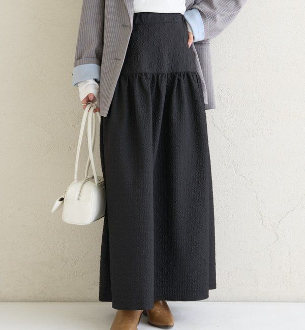  「エンボスギャザースカート」|スカート|ブラック