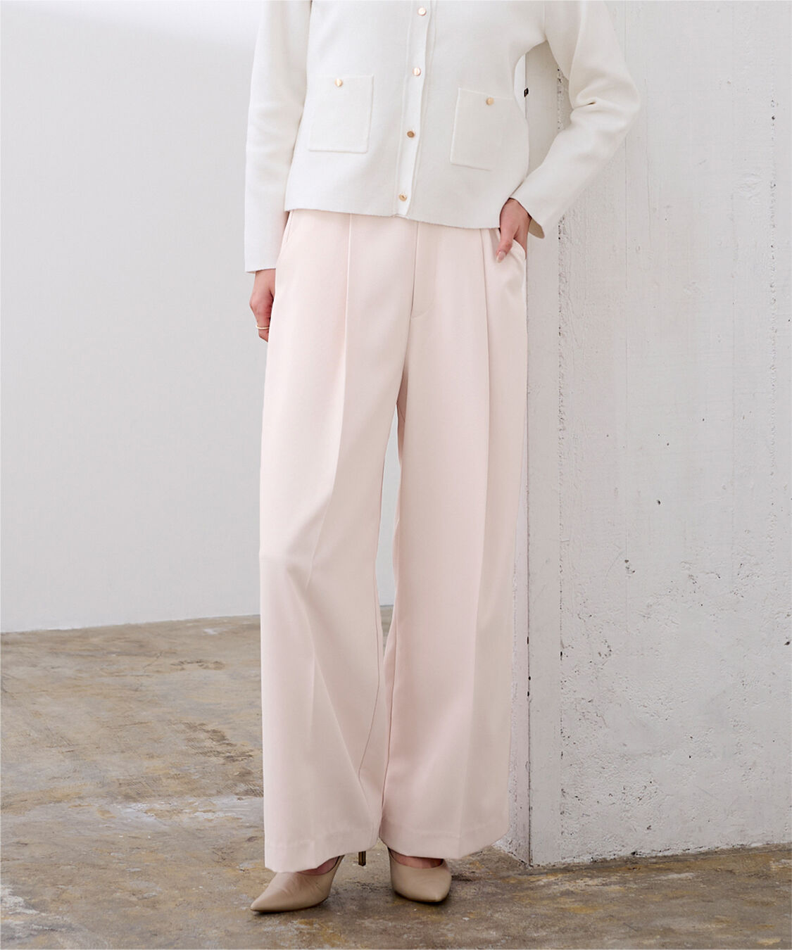 ur's「美シルエットワンタックワイドパンツ」|スラックス|