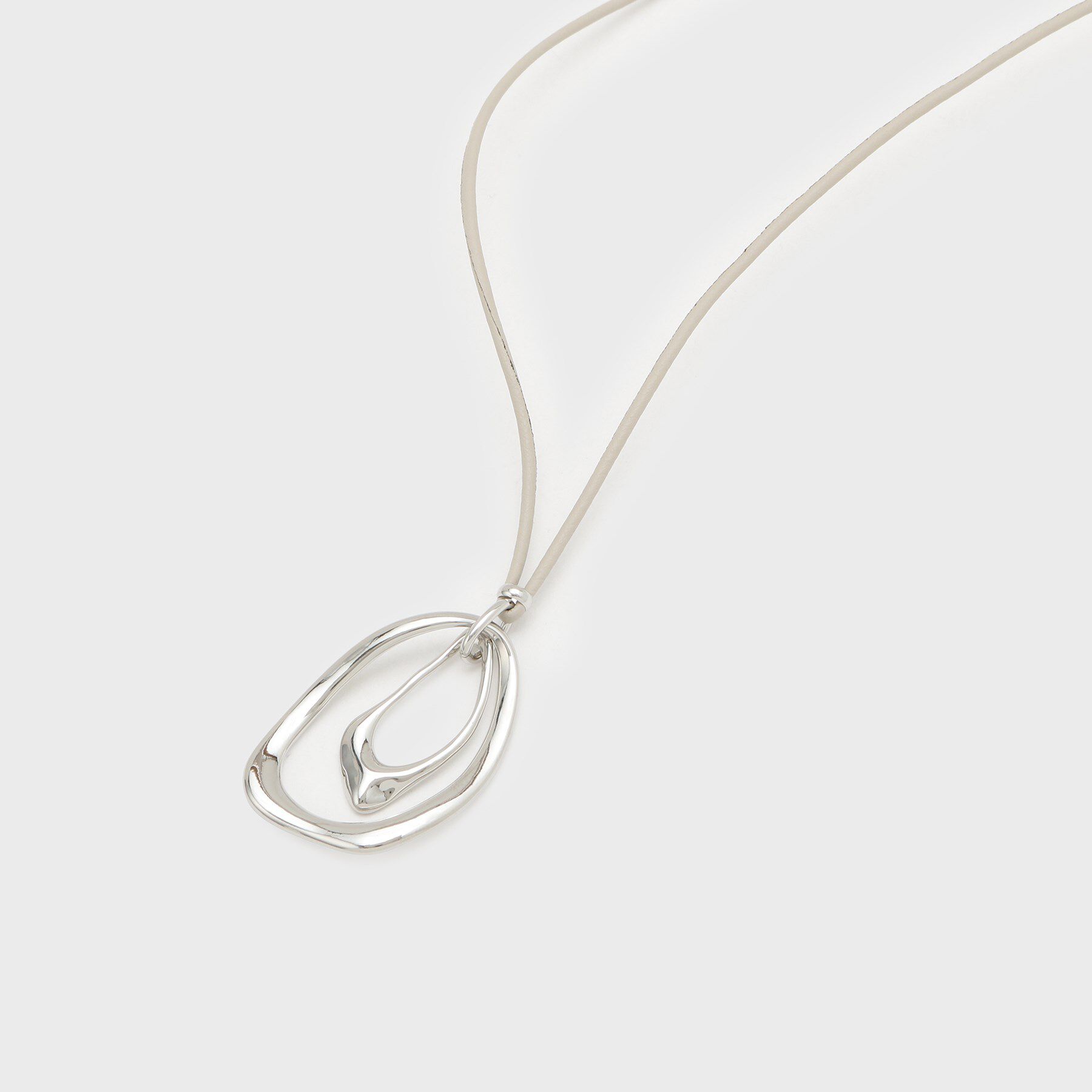 UNTITLED「レザー調トップネックレス」|ネックレス|シルバー(006)