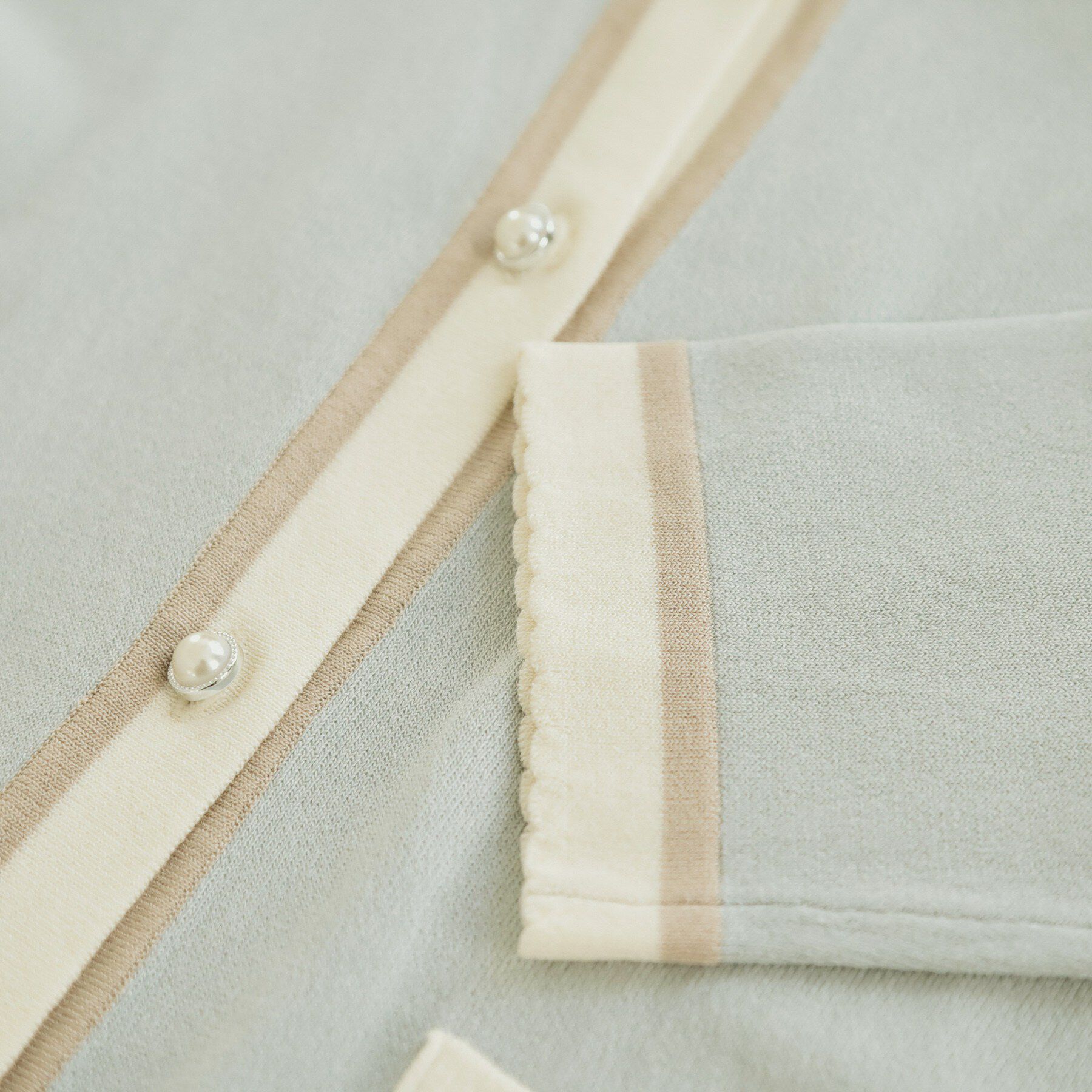 Couture broach「【洗える・着映え】SPRING配色カーディガン」|カーディガン|