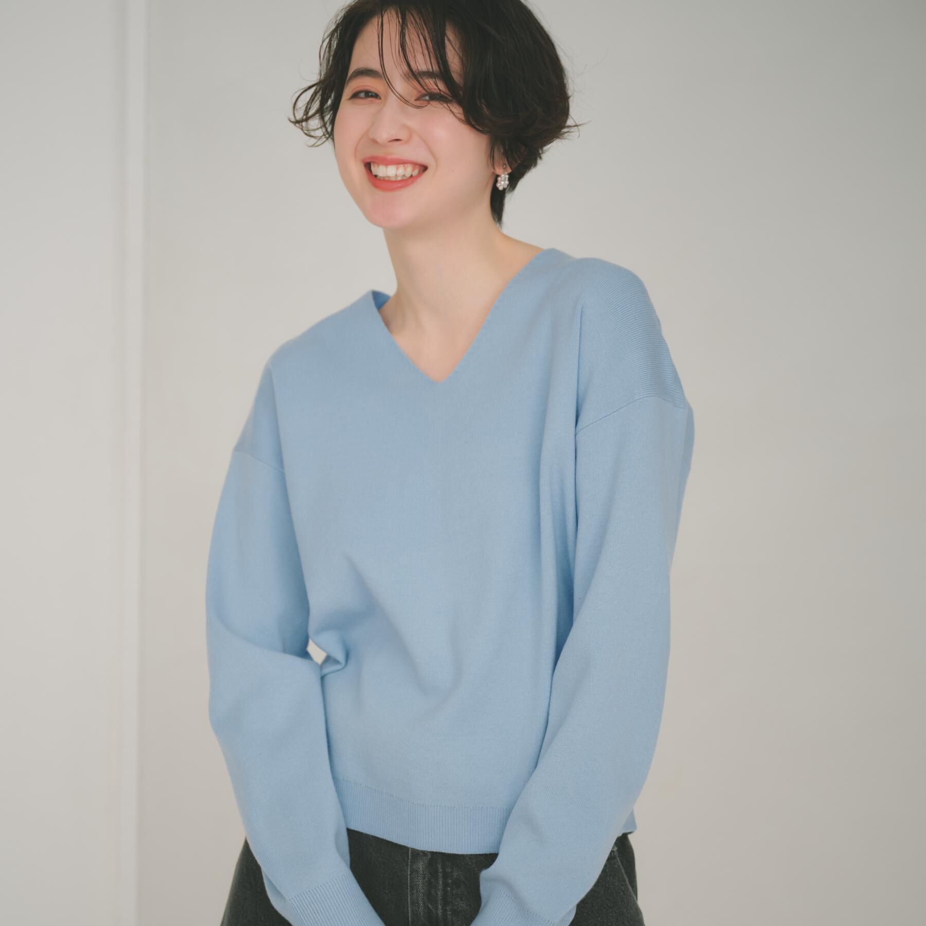 THE SHOP TK「【S-XLサイズ/上品見えが叶う】Vネックニット/蓄熱/洗濯機OK」|ニット・セーター|ブルー(091)