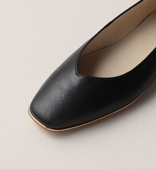 ODETTE E ODILE「ソフトVカット フラット15&darr;&uarr;」|パンプス|