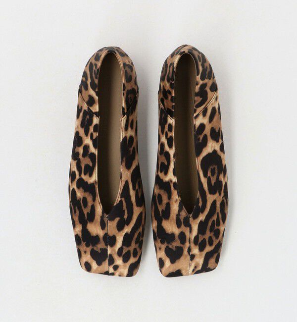 ODETTE E ODILE「オブリークスクエアトゥ フラット15&uarr;」|パンプス|