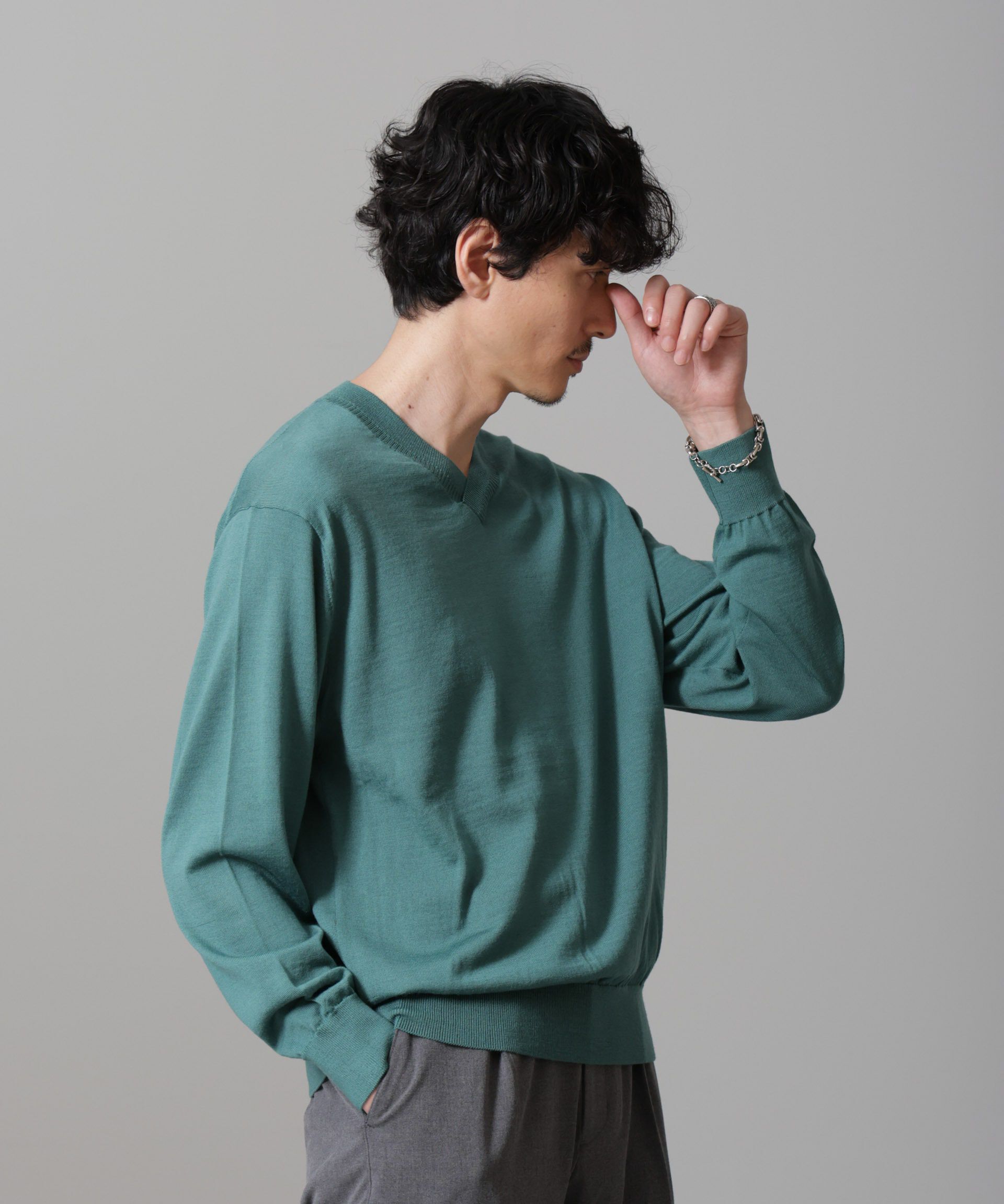 nano･universe「「毛玉レスニット」ファインゲージVネック」|ニット・セーター|