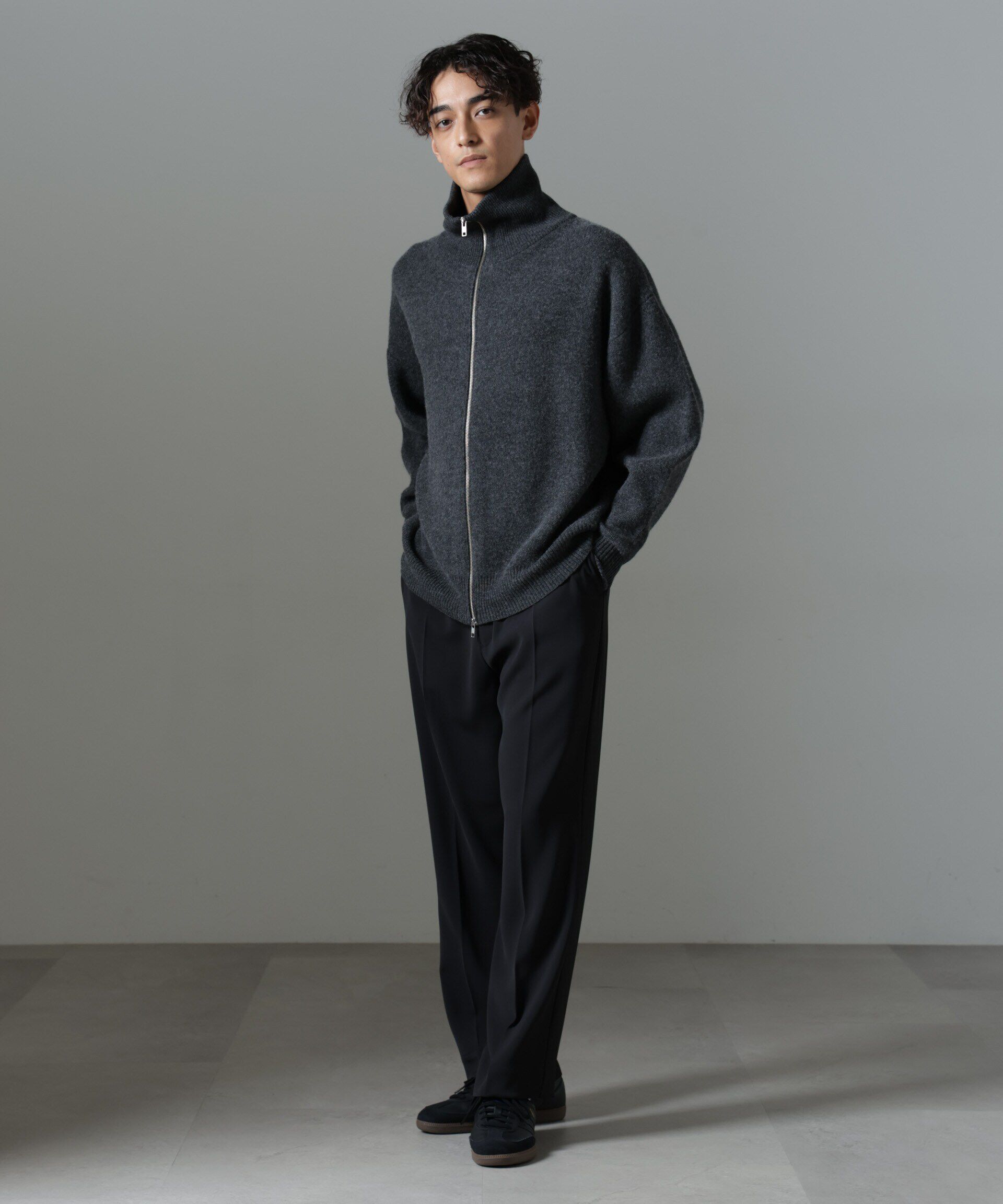 nano･universe「ドレープ ストレートスラックス(セットアップ可)」|チノ|