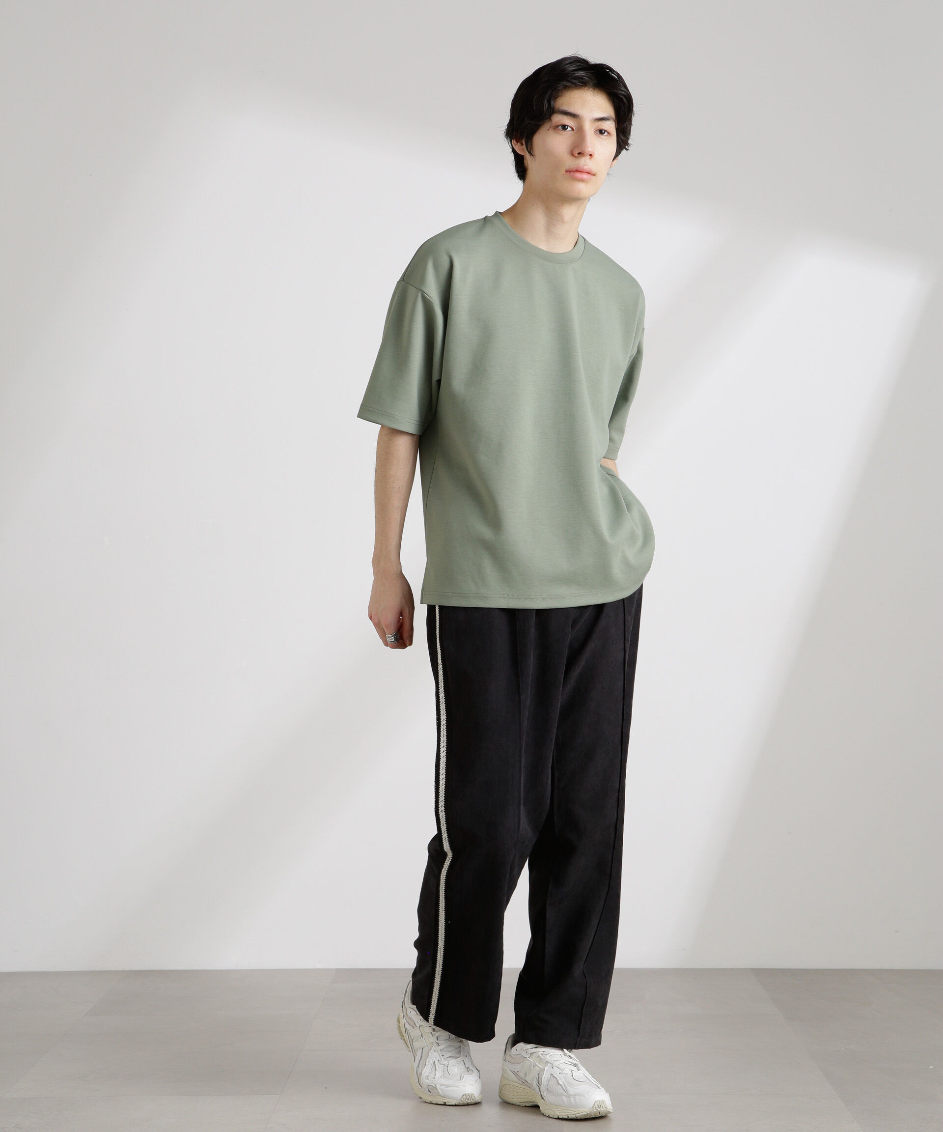 nano･universe「NORMANBROS/NORMANBROS別注 トラックパンツ」|チノ|