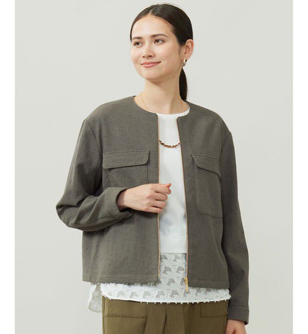 自由区「ライトブッチャーノーカラー ブルゾン」|ブルゾン・スタジャン|カーキ