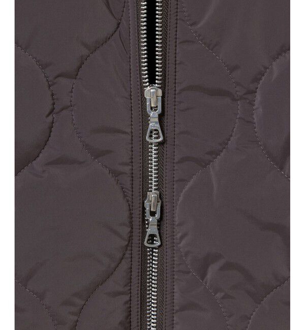 LACOSTE「THERMORE中綿 ひょうたんキルティング ハイネックジップブルゾン」|ブルゾン・スタジャン|