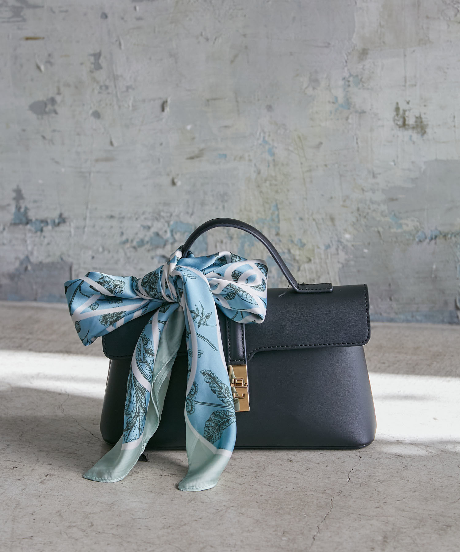 新色追加】【2WAY】ひねり金具ワンハンドルミニショルダーバッグ（VIS